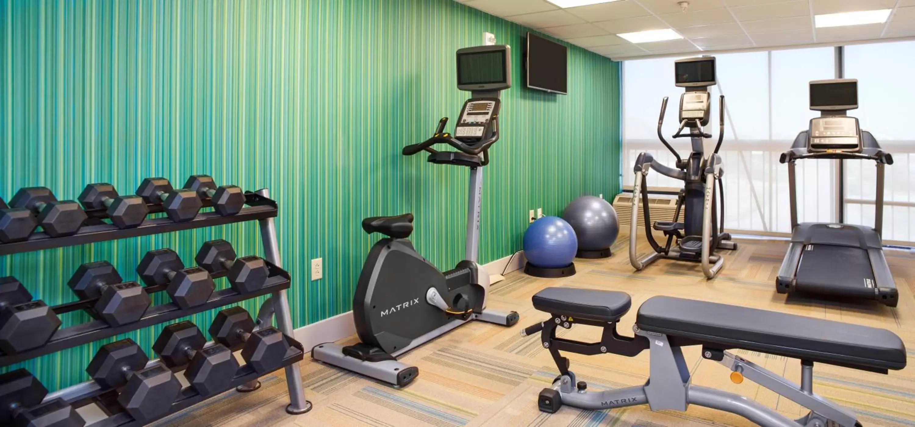 Fitness centre/facilities, Fitness Center/Facilities in Holiday Inn Express Nags Head Oceanfront, an IHG Hotel