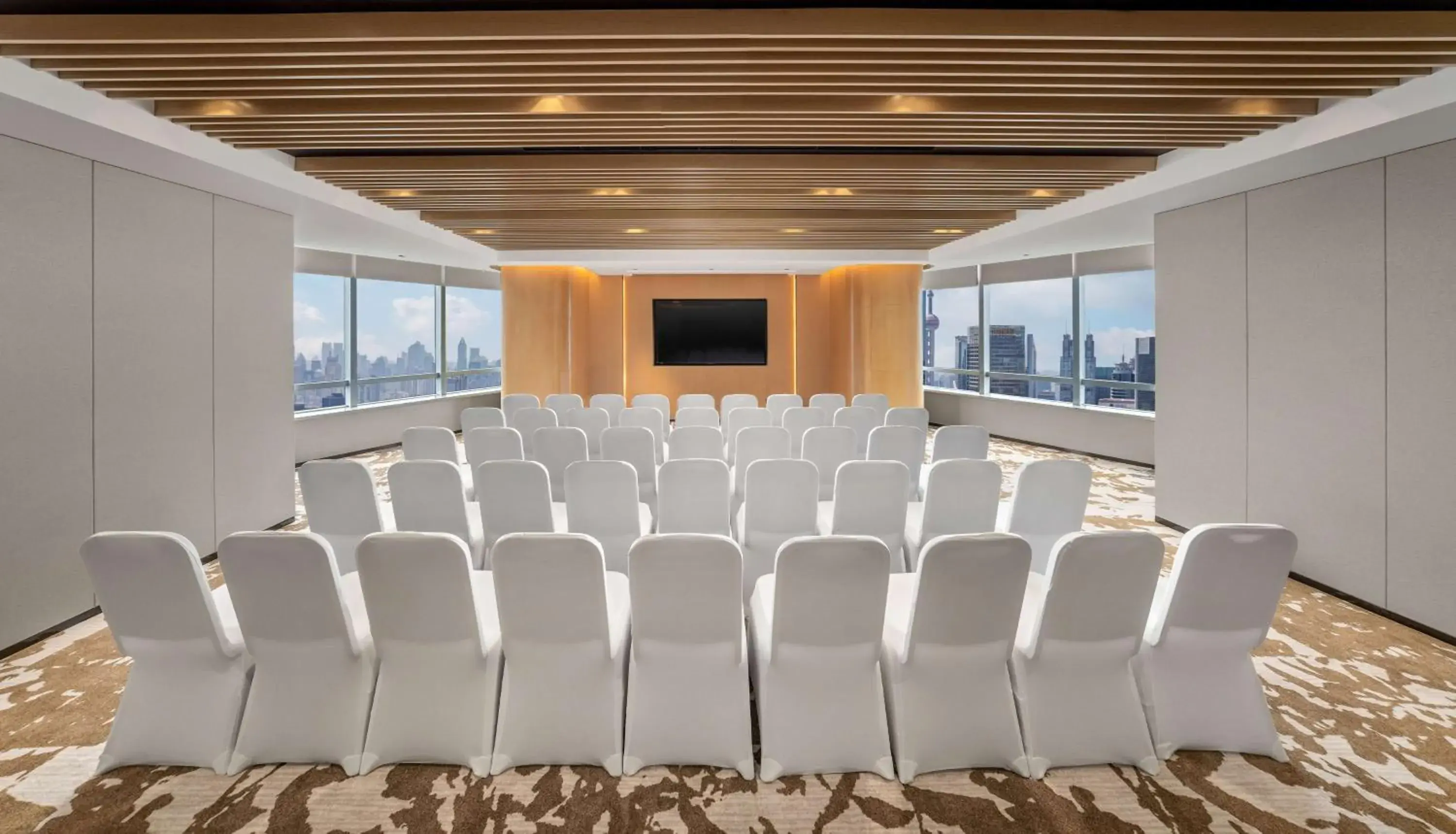 Meeting/conference room in Hilton Garden Inn Shanghai Lujiazui