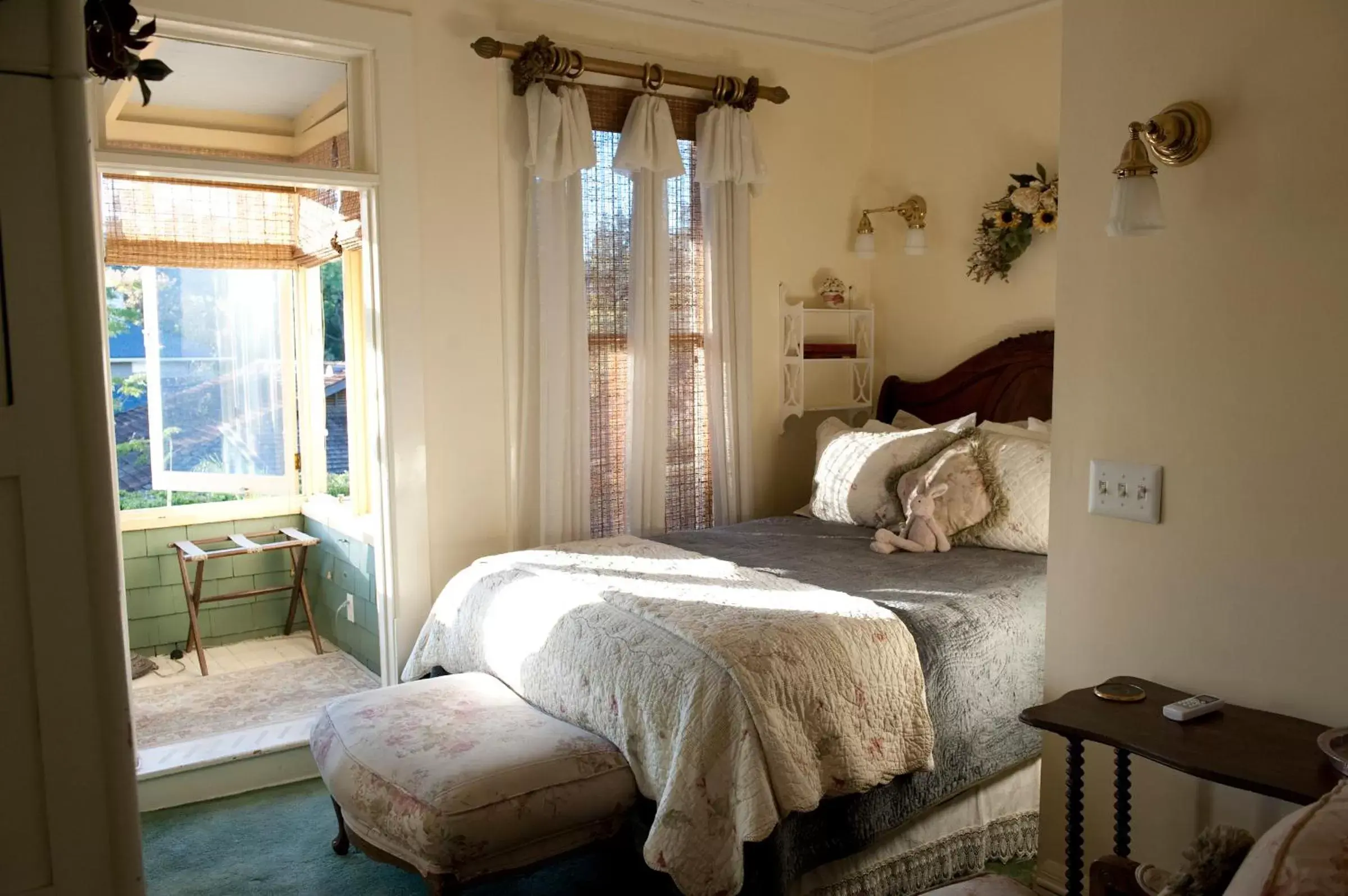 Photo of the whole room, Bed in The Bissell House Bed & Breakfast