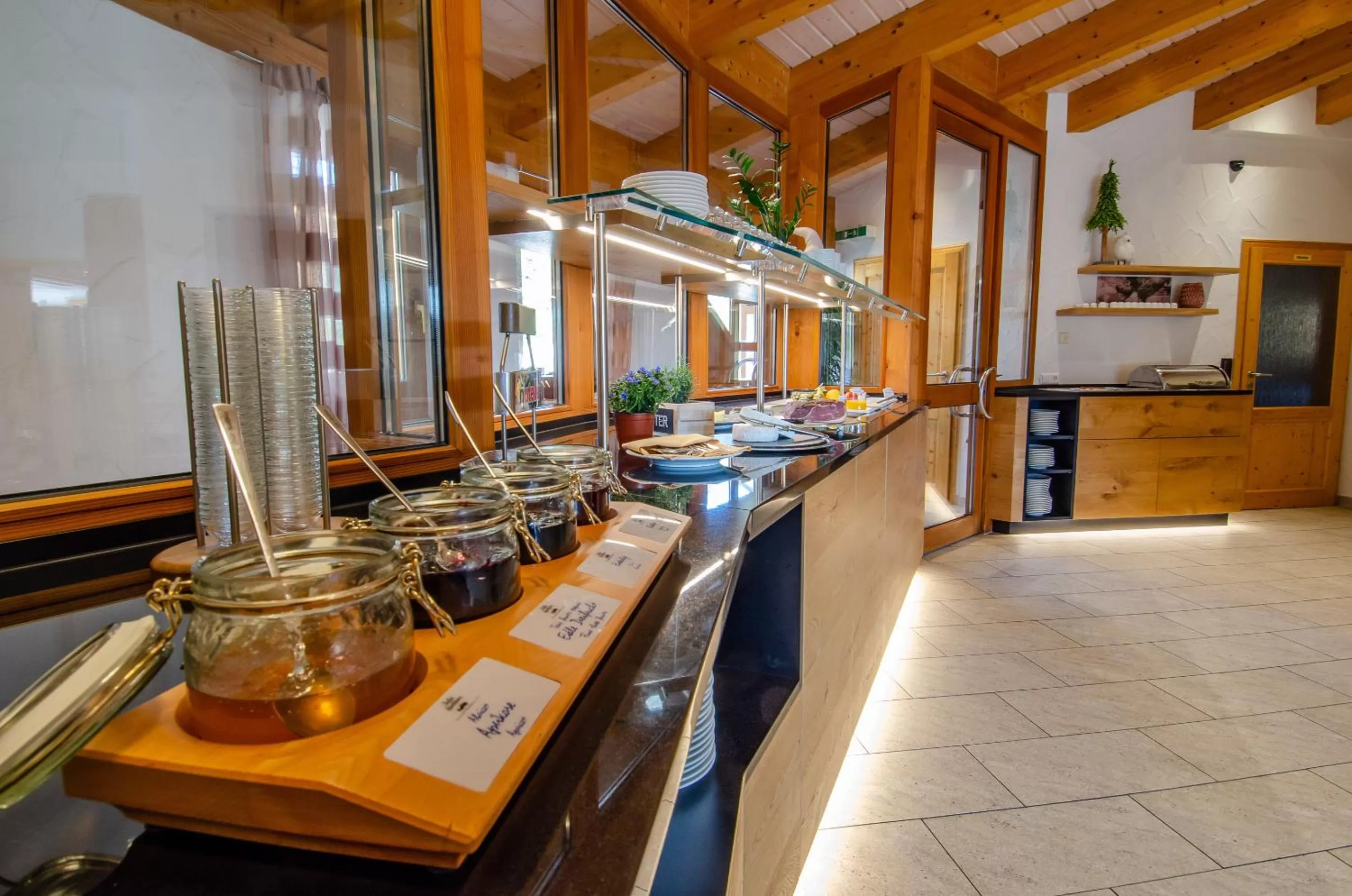 Restaurant/places to eat in Landhaus Lauble