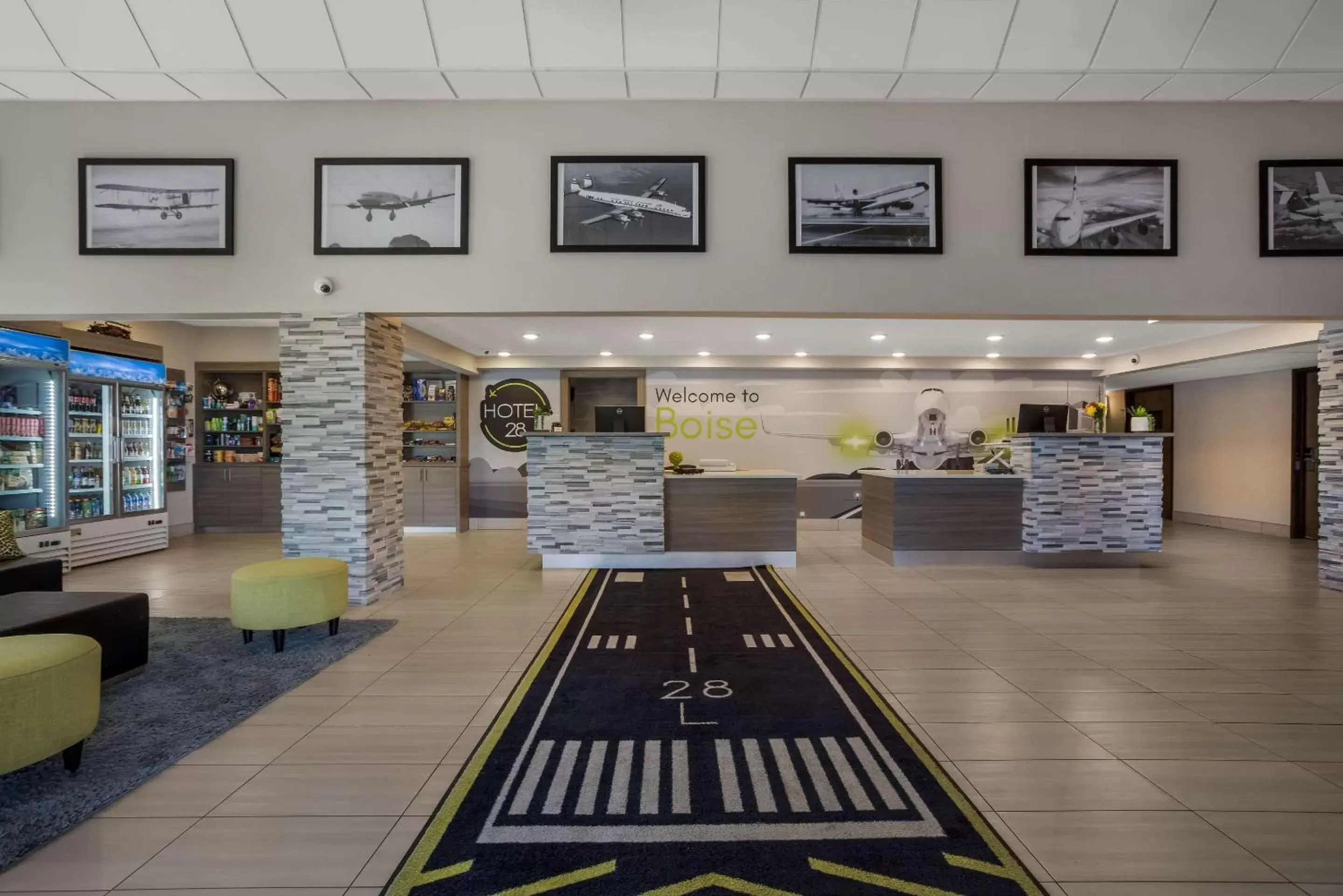 Lobby or reception in Hotel 28 Boise Airport, Ascend Hotel Collection