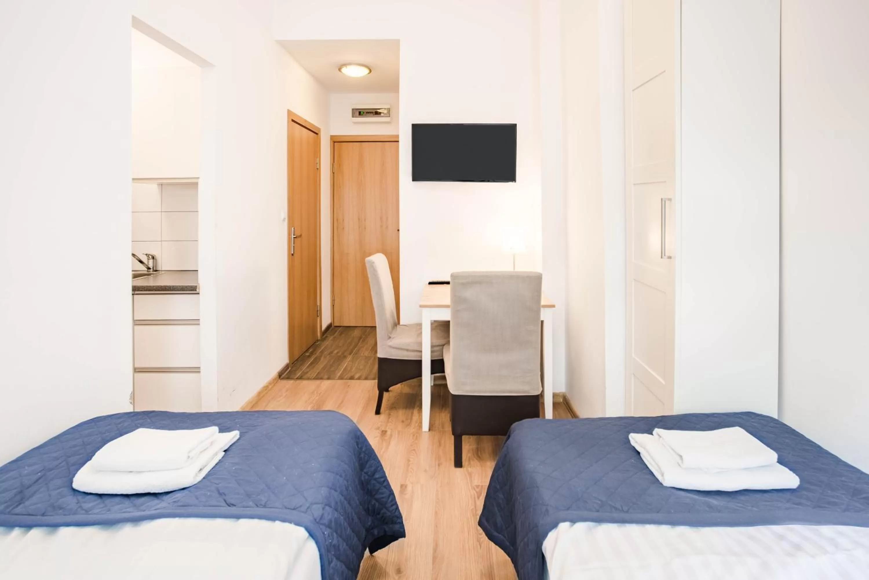 Photo of the whole room, Bed in Apartamenty Velvet