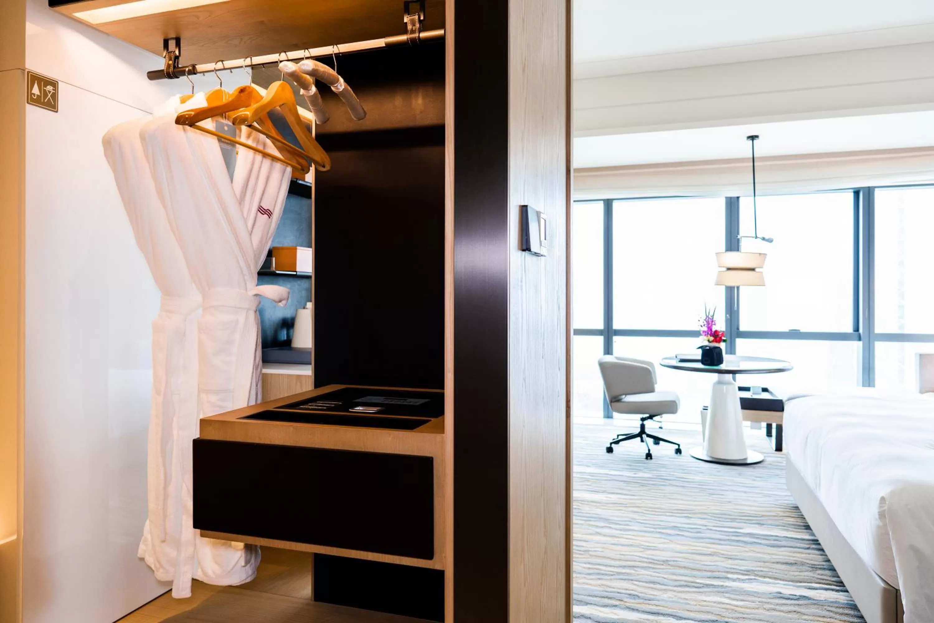 Seating area, Bed in Crowne Plaza Shenzhen Nanshan by IHG