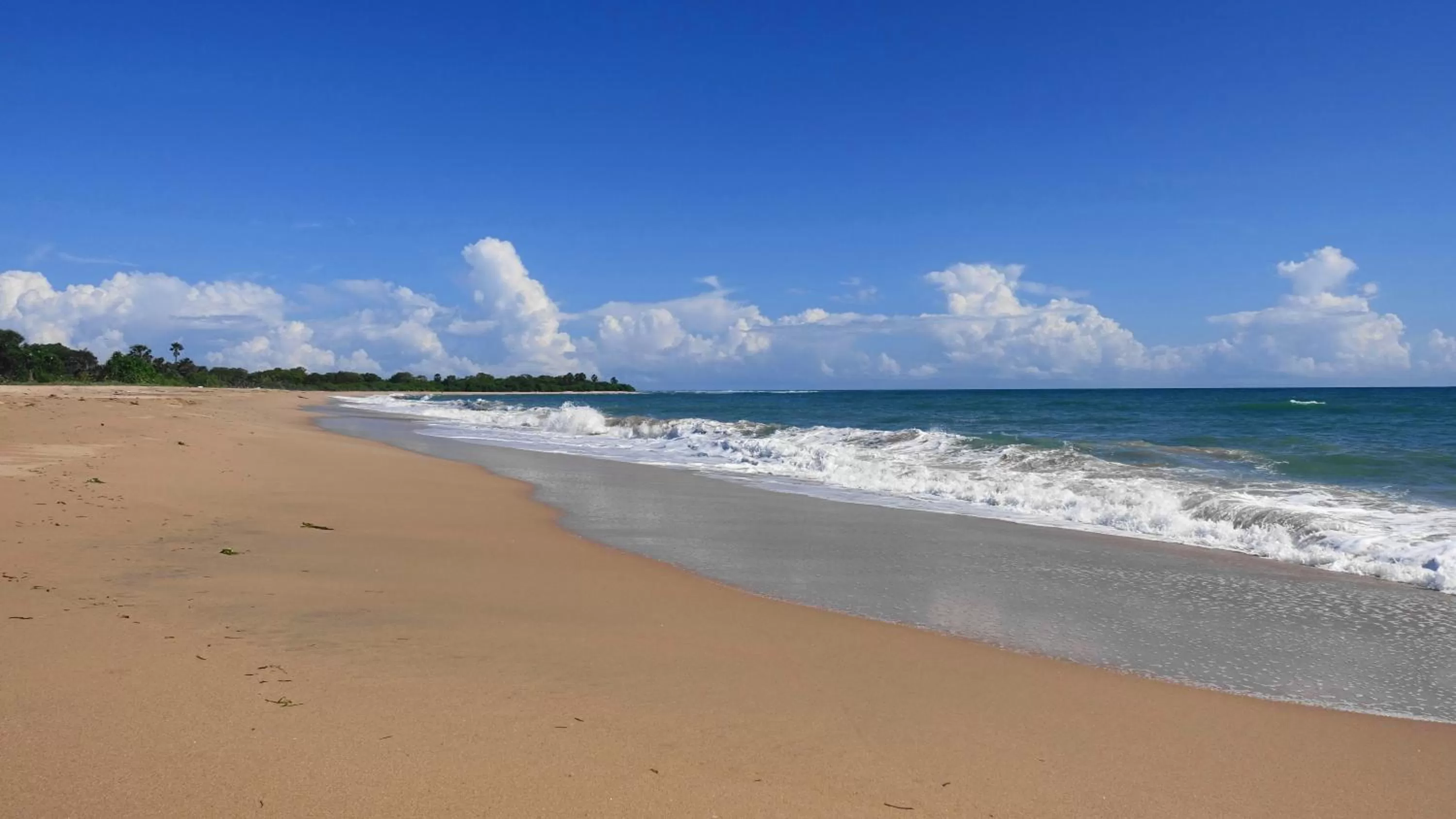 Beach in Regina Beach Bungalow