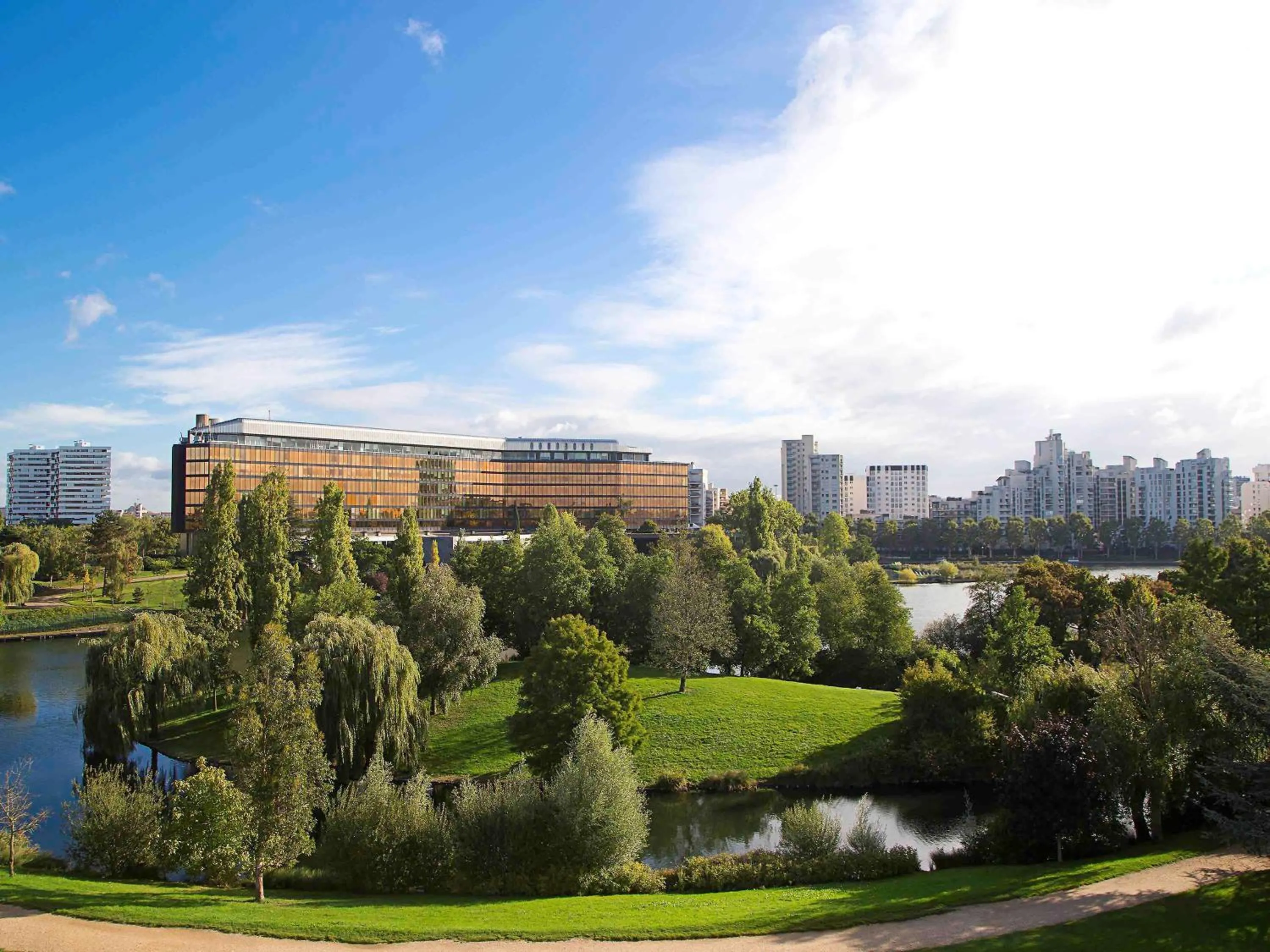 On site in Novotel Paris Créteil Le Lac