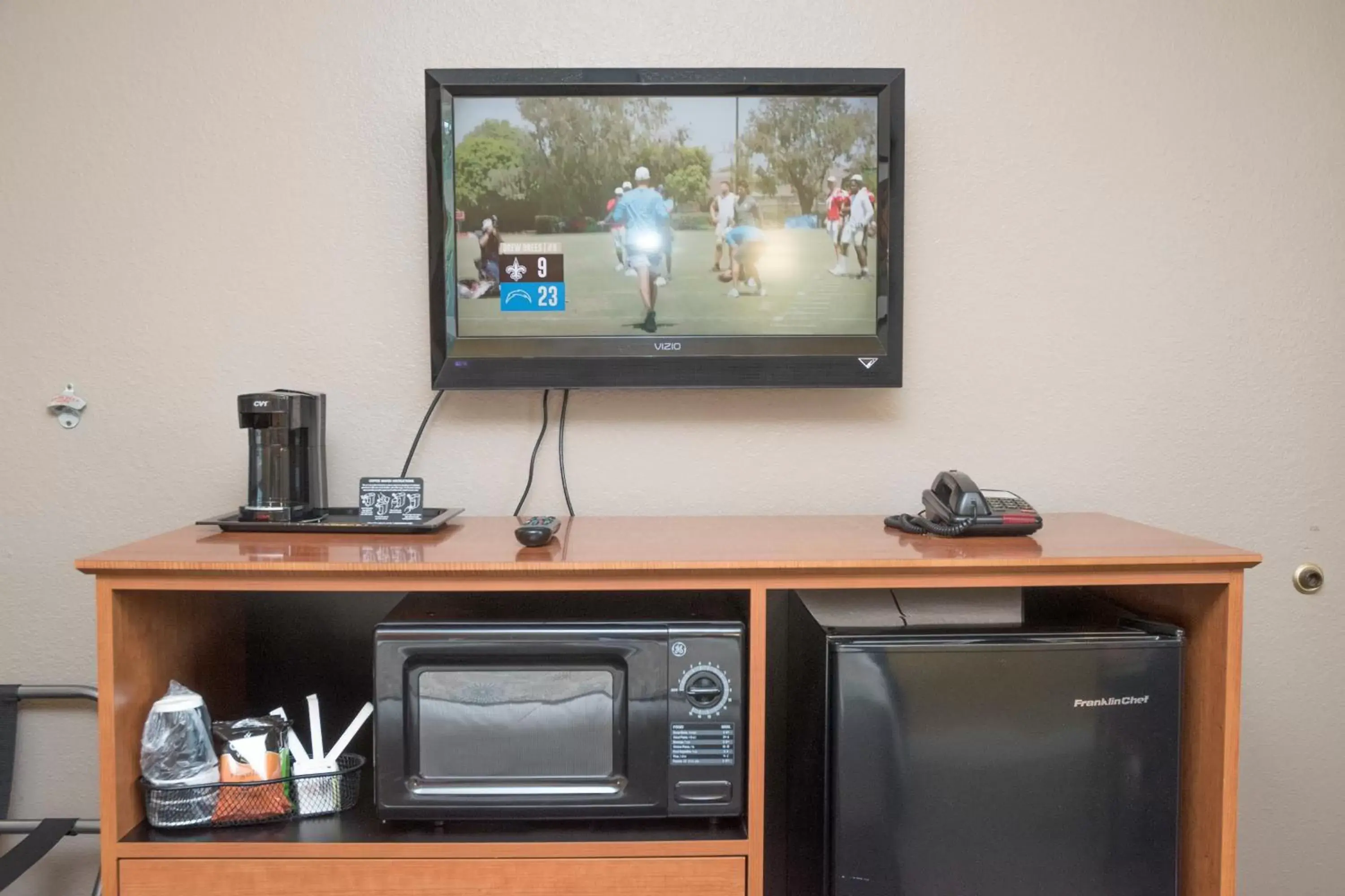 TV/Entertainment Center in Nordic Inn and Suites