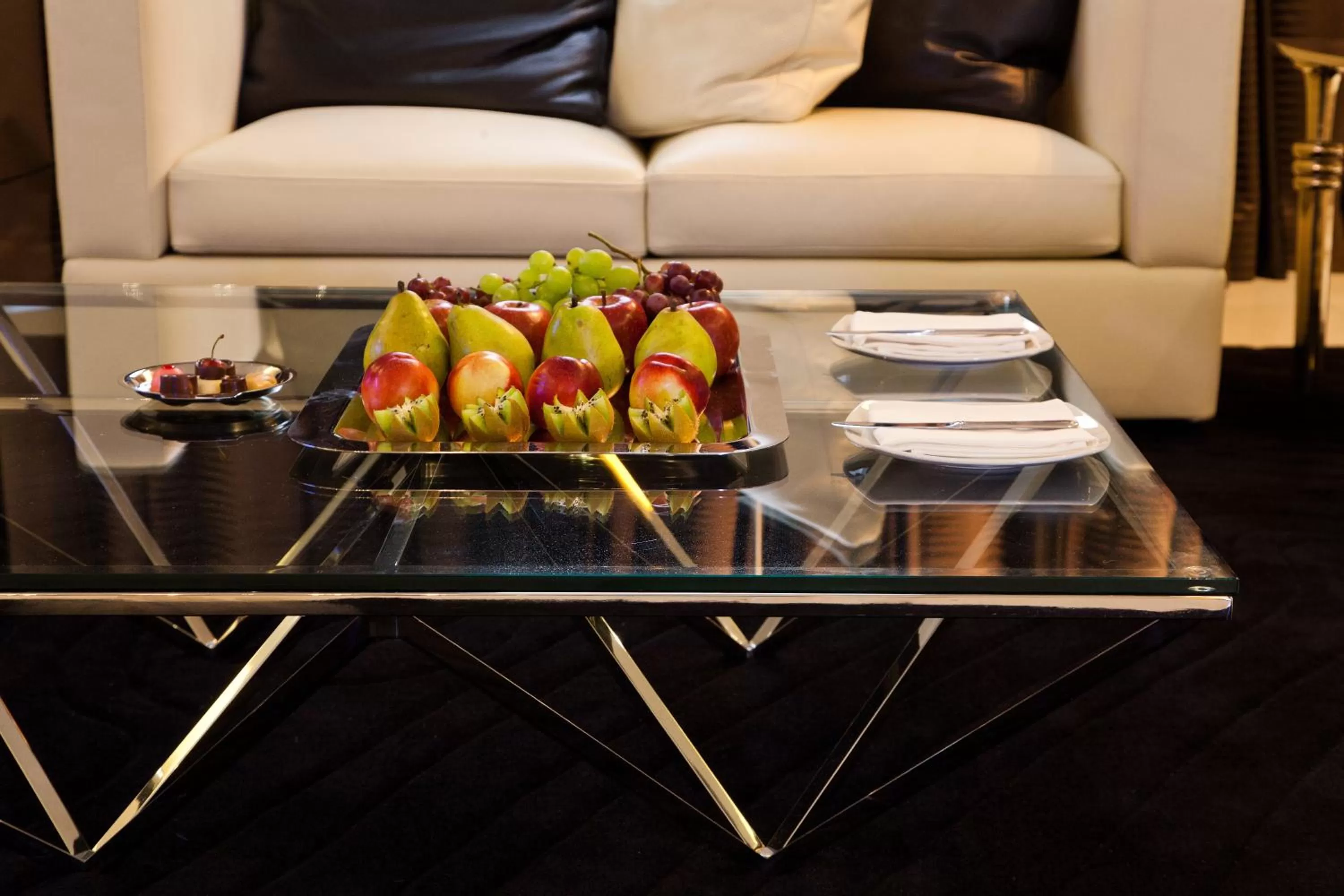 Food and drinks in Leonardo Plaza Hotel Jerusalem