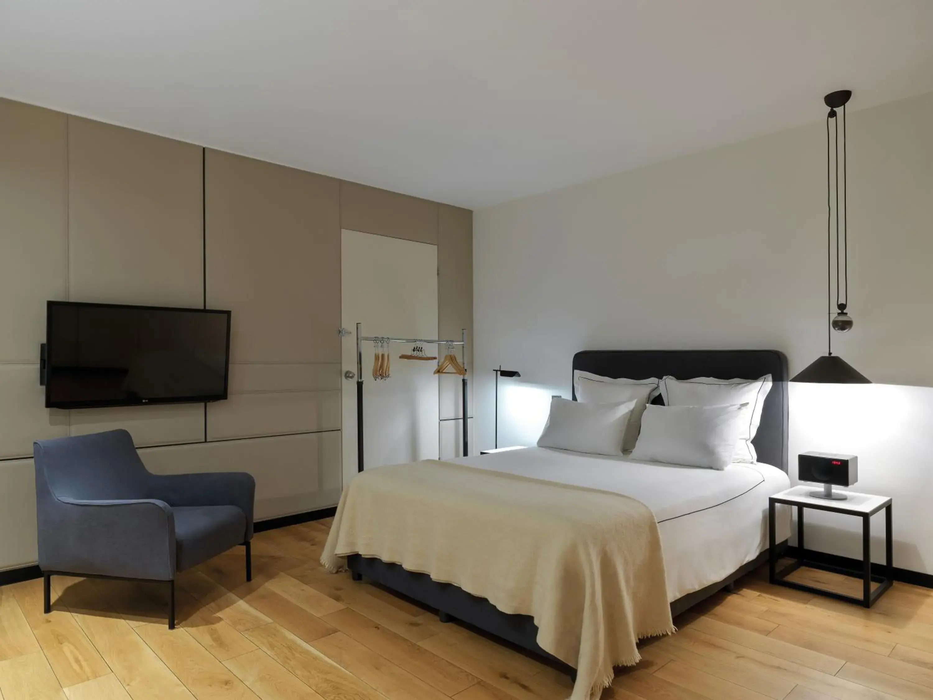 Photo of the whole room, Bed in Sense Hotel Sofia, a Member of Design Hotels