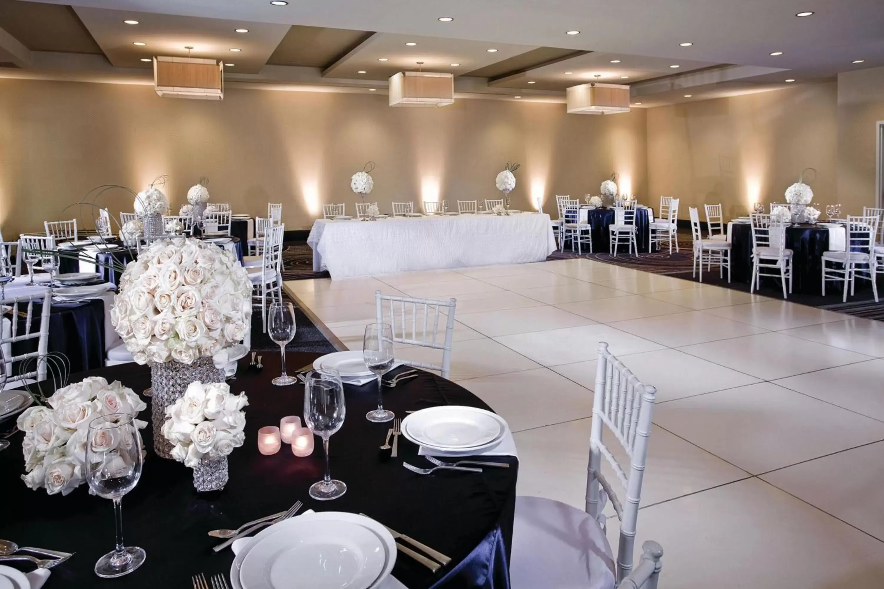 Banquet/Function facilities, Restaurant/Places to Eat in Renaissance ClubSport Aliso Viejo Laguna Beach Hotel