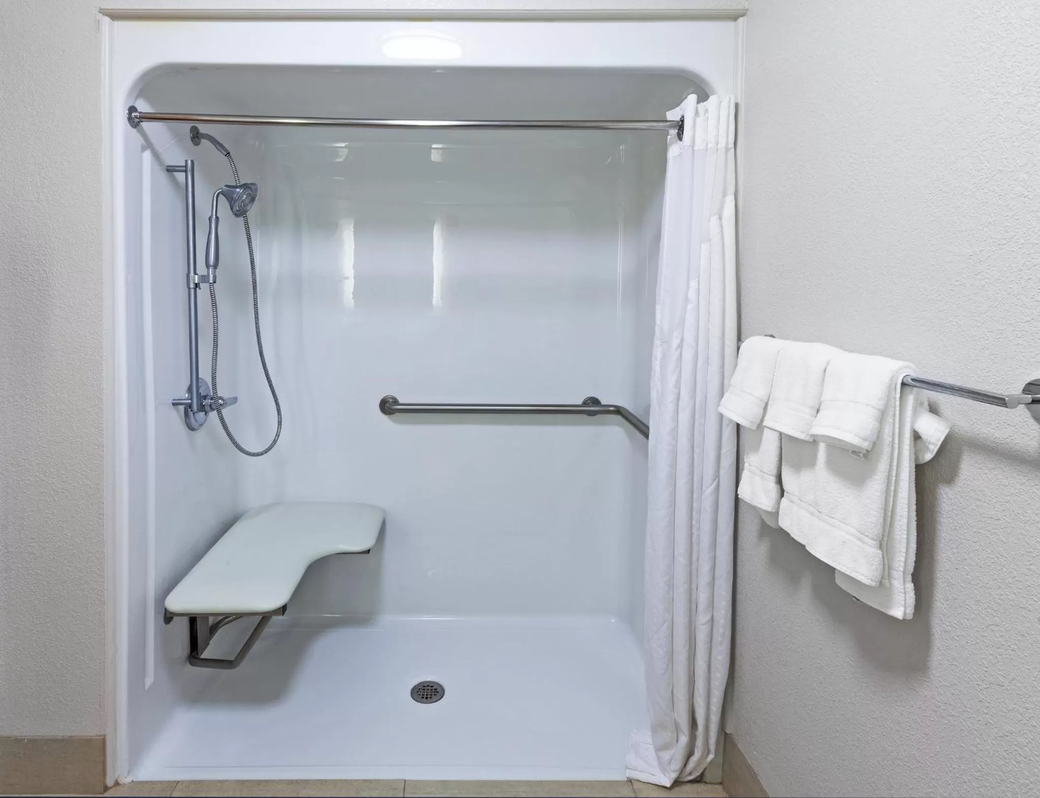 Photo of the whole room in Holiday Inn Express Hotel and Suites Jenks by IHG