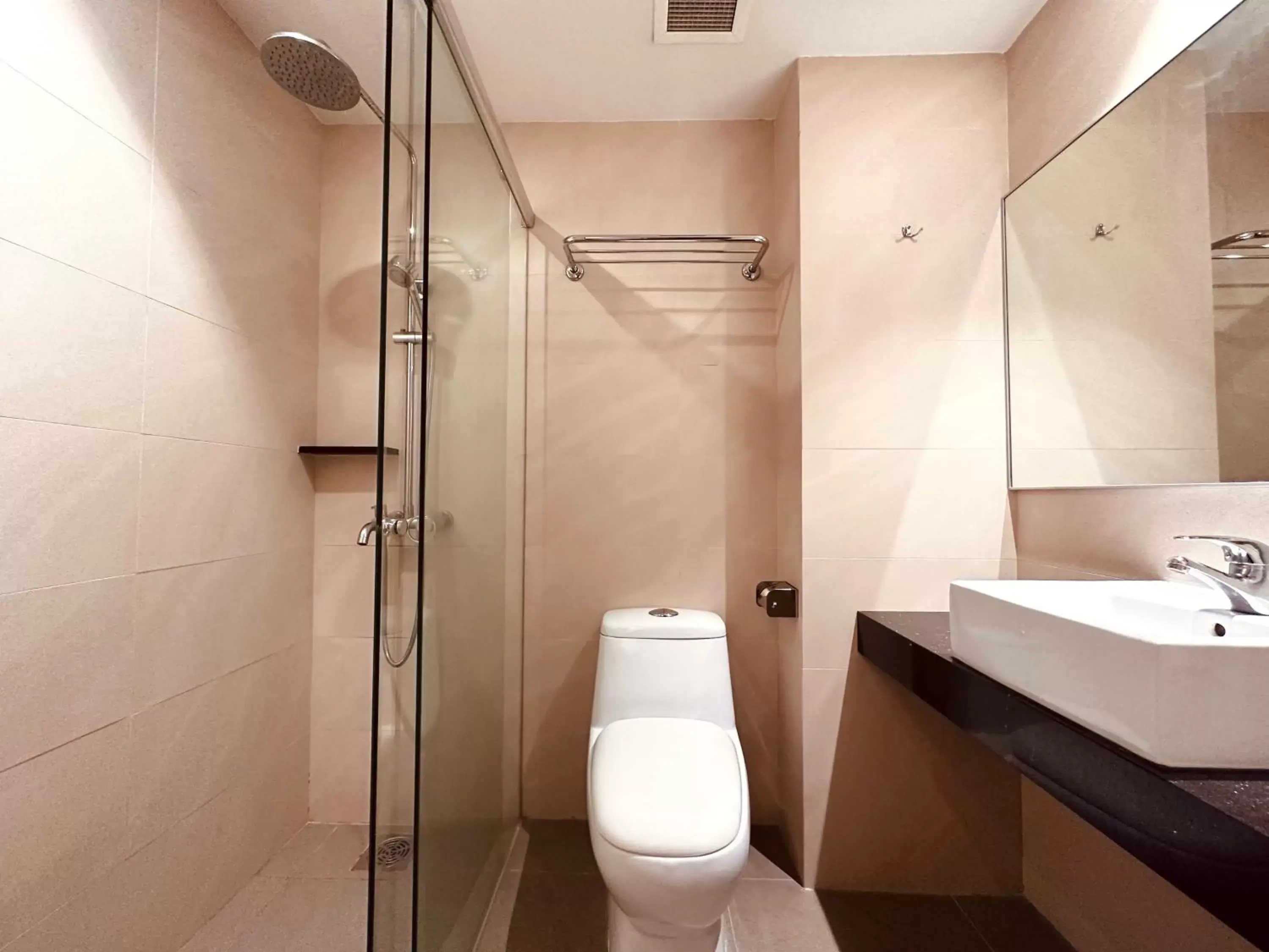 Bathroom in Park View Hotel Bathroom in Park View Hotel