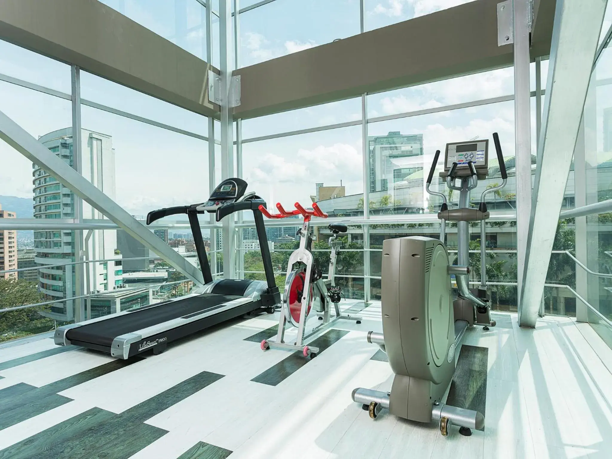 Fitness centre/facilities, Fitness Center/Facilities in Hotel bh El Poblado
