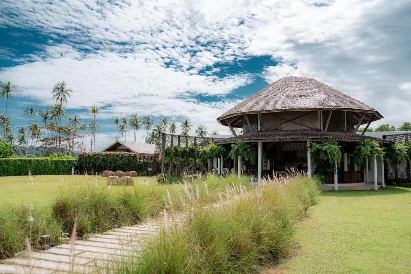 Garden in Rest Sea Resort Koh Kood