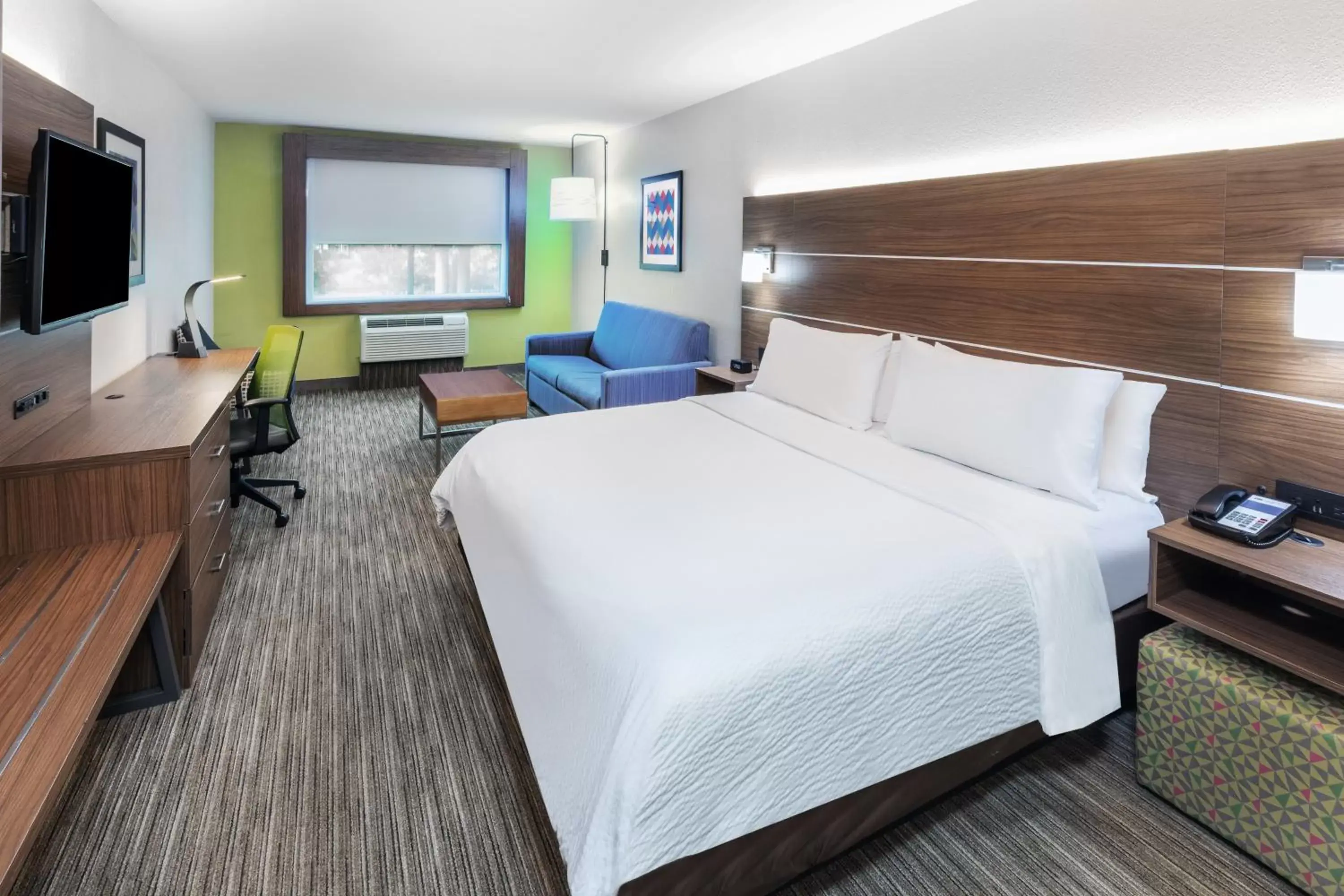 Bedroom in Holiday Inn Express Hotel & Suites Lafayette South, an IHG Hotel