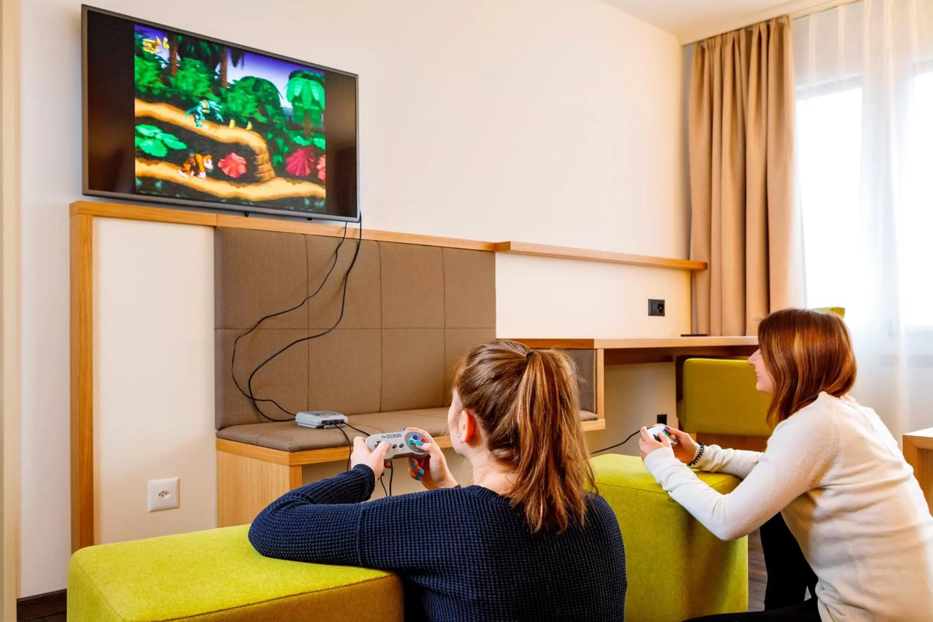 Decorative detail, TV/Entertainment Center in Ramada by Wyndham Baden Hotel du Parc