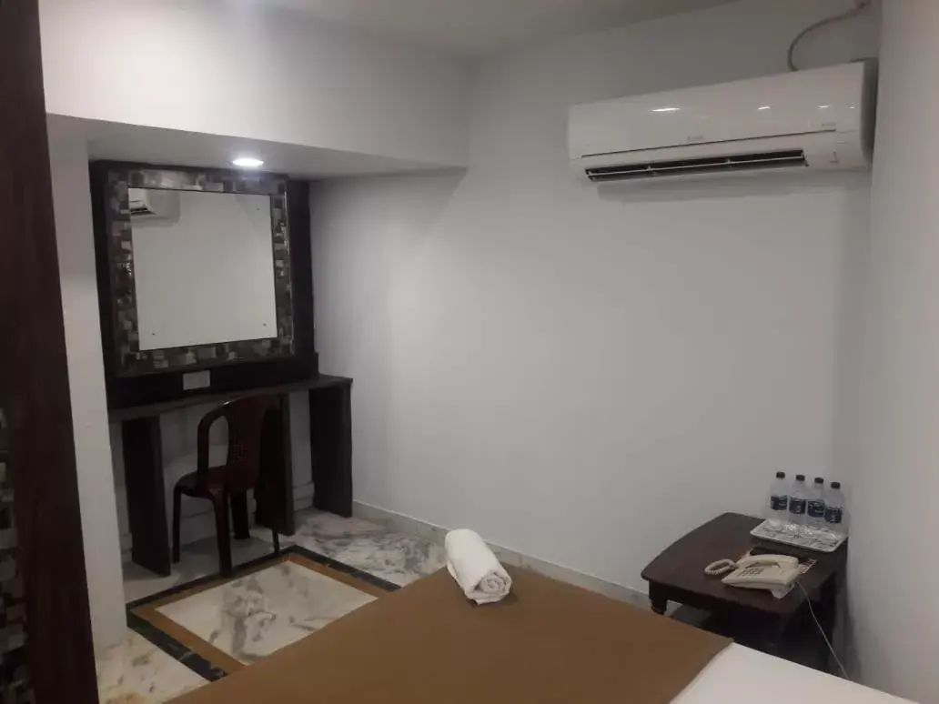 Deluxe Quadruple Room A/C - single occupancy in Hotel Ramco Residency A/c Deluxe Quadruple Room A/C - single occupancy in Hotel Ramco Residency A/c