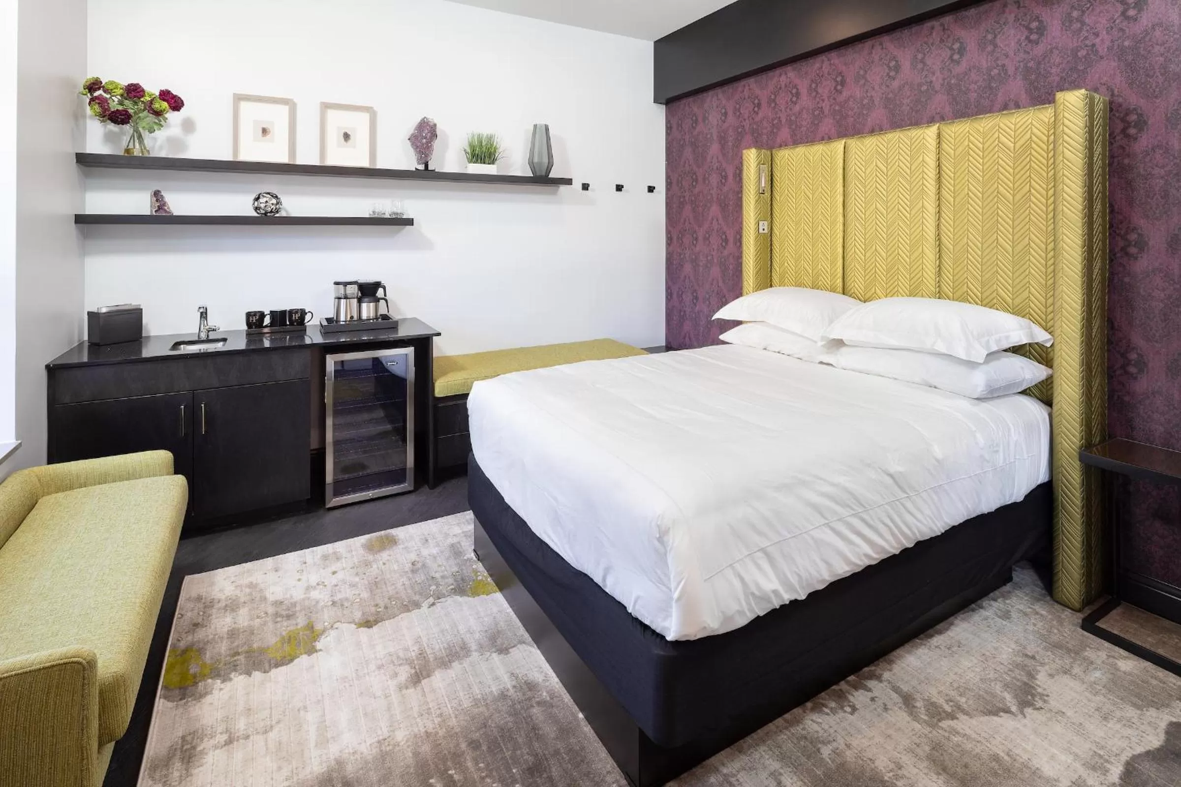 Bed in Hotel On Phillips