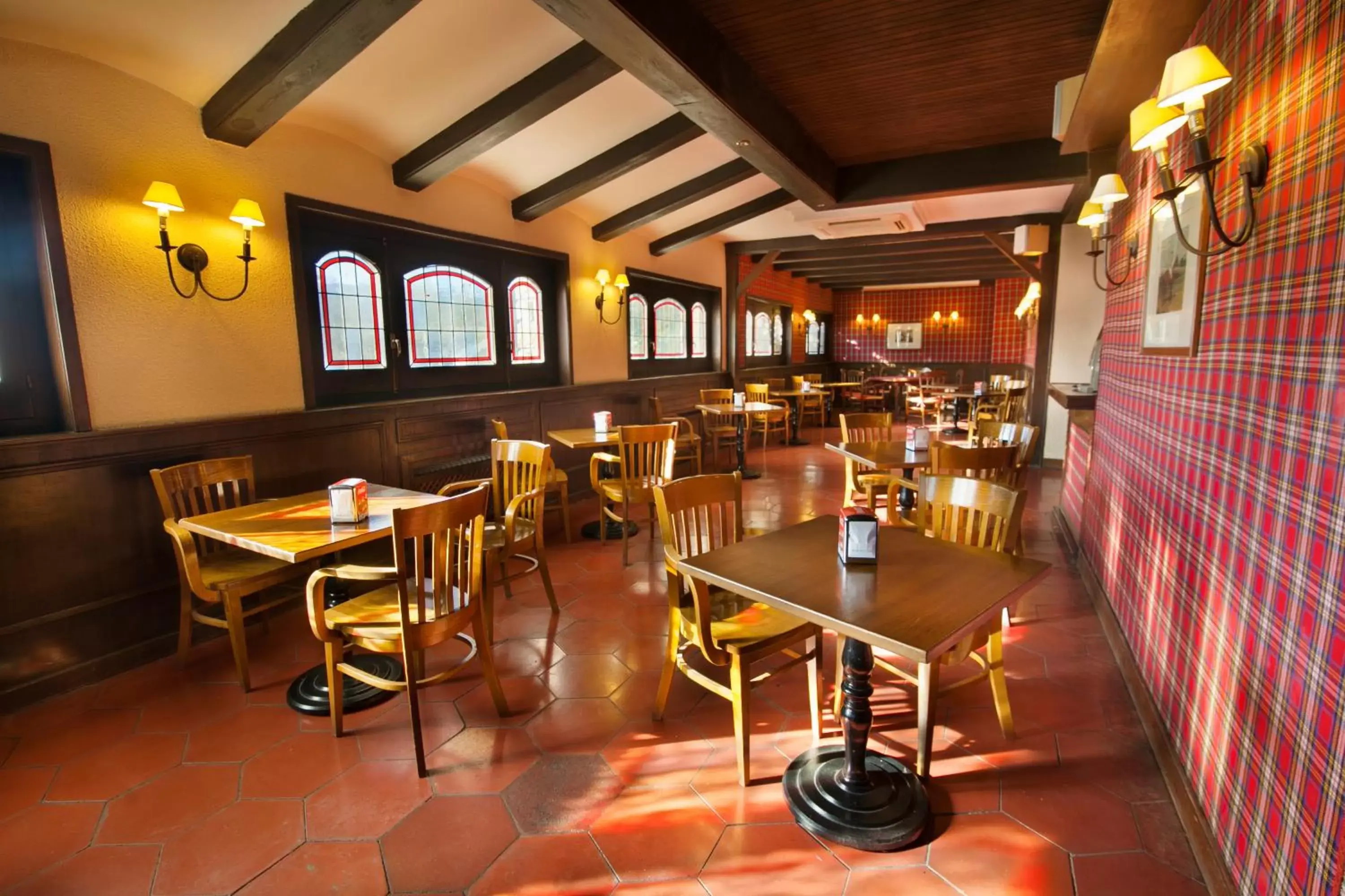 Lounge or bar, Restaurant/Places to Eat in Hotel Rural Spa & Wellness Hacienda Los Robles