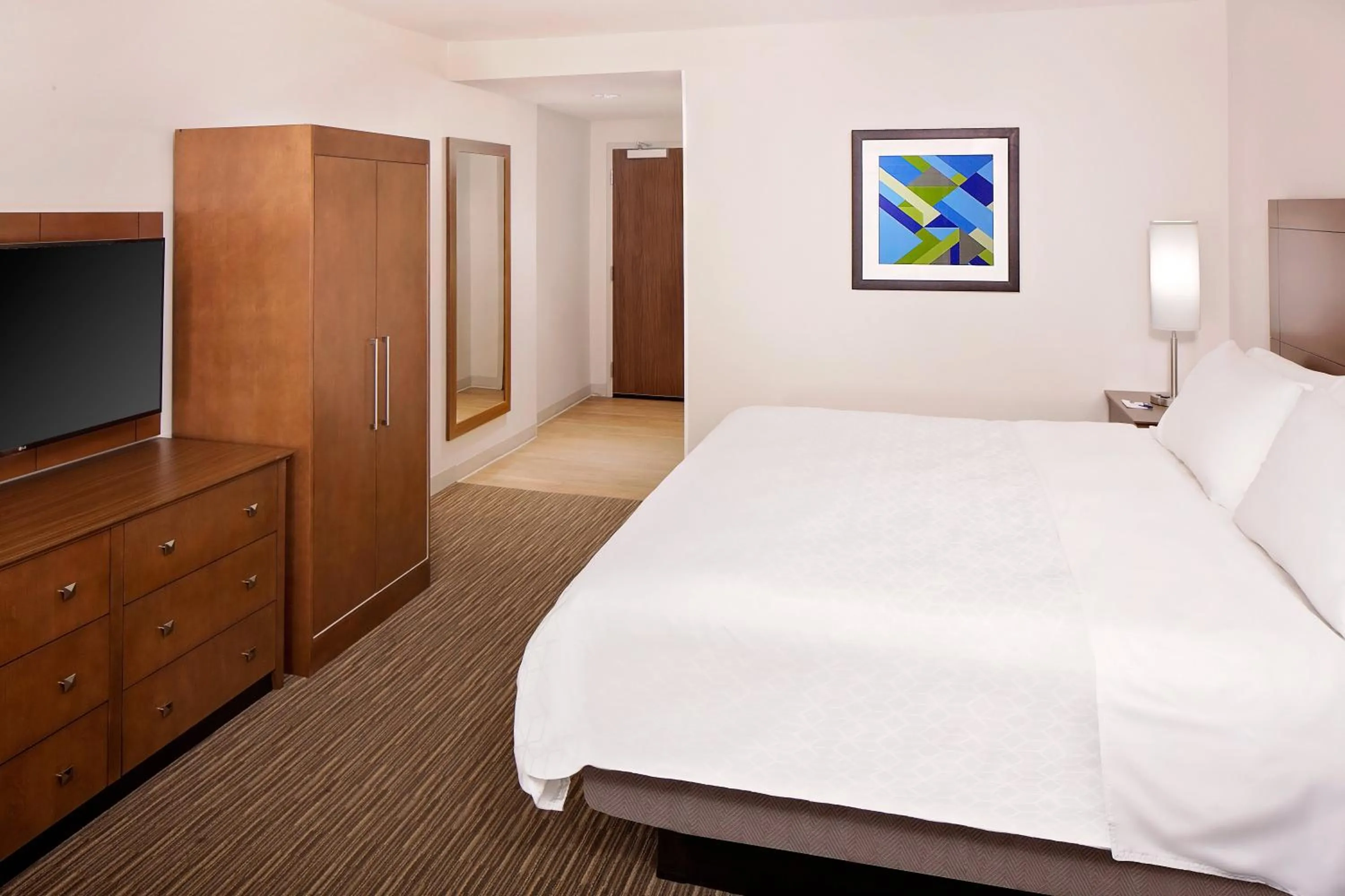 Photo of the whole room, Bed in Holiday Inn Express Hotel & Suites Austin Downtown - University by IHG