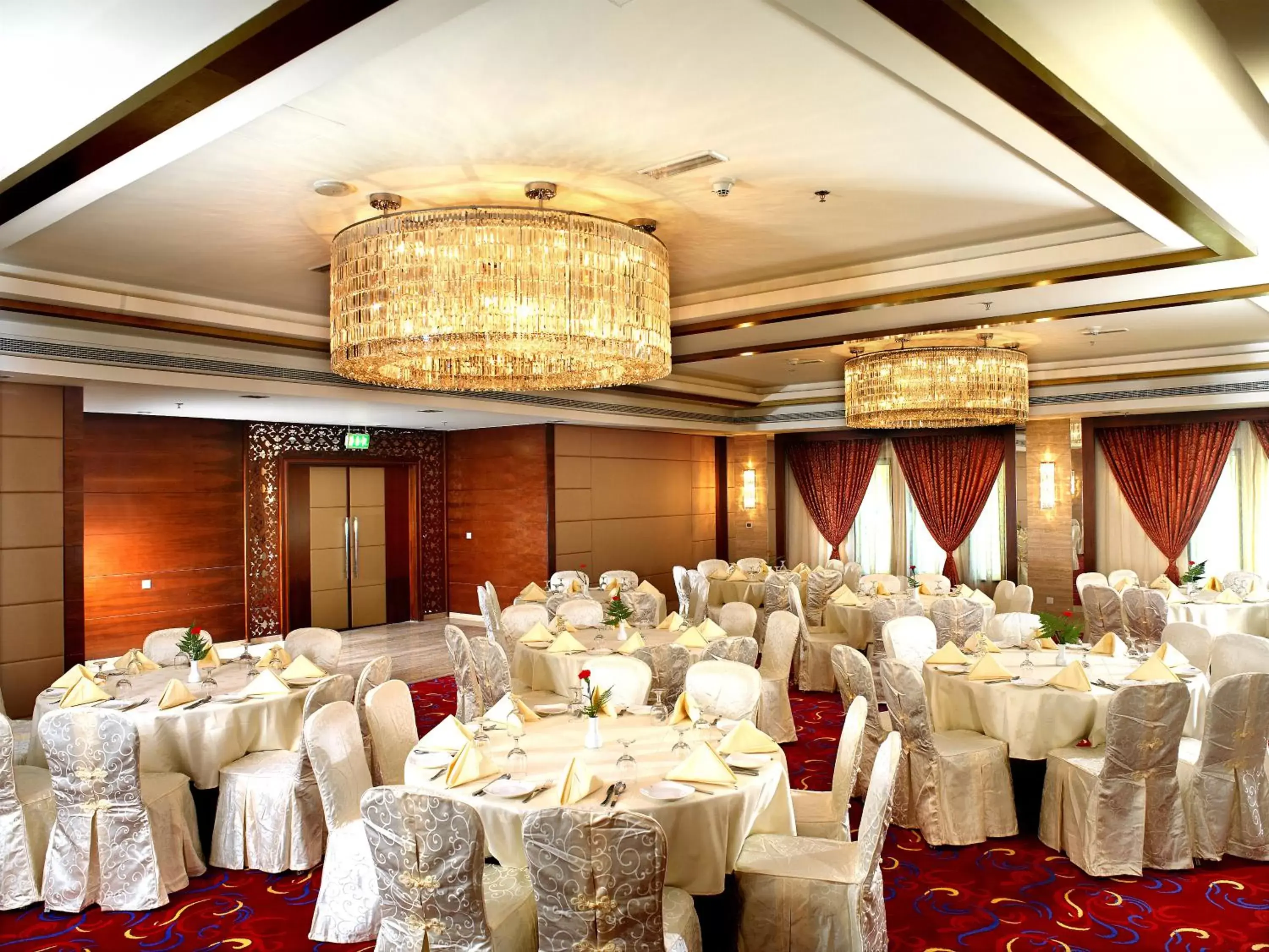 Banquet/Function facilities, Banquet Facilities in Landmark Grand Hotel