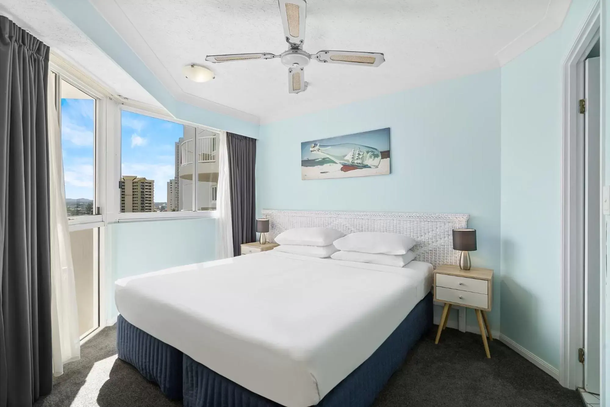 Bedroom, Bed in Surf Parade Resort