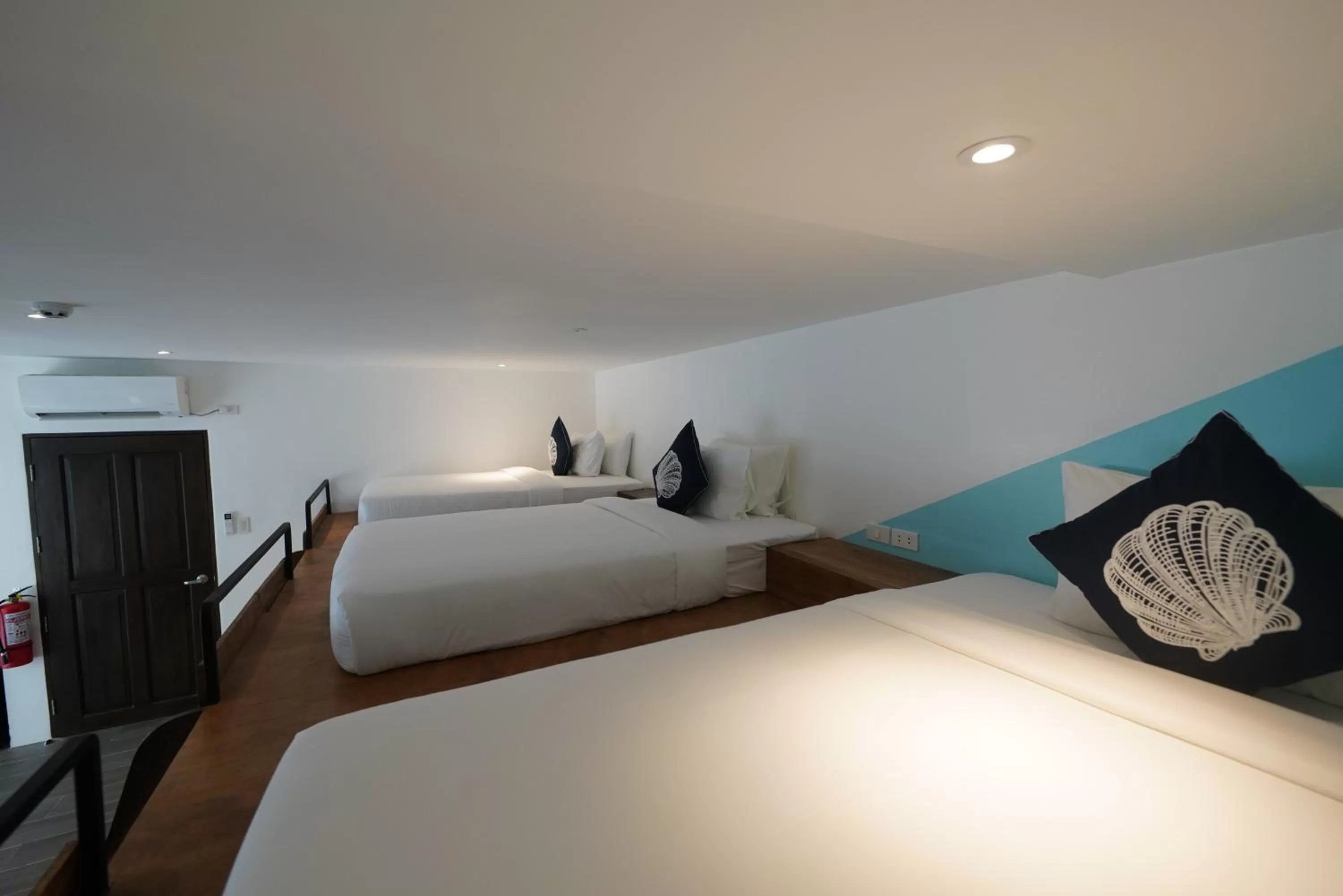 Bed in J Boutique Hotel El Nido Managed by H Hospitality Group