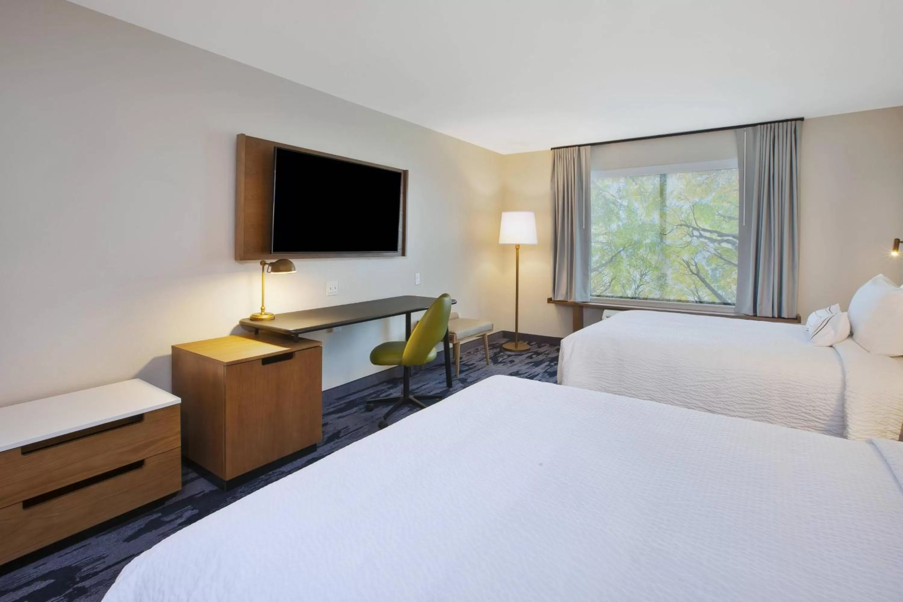 Queen Room with Two Queen Beds - Hearing Accessible in Fairfield Inn & Suites by Marriott Flint Grand Blanc