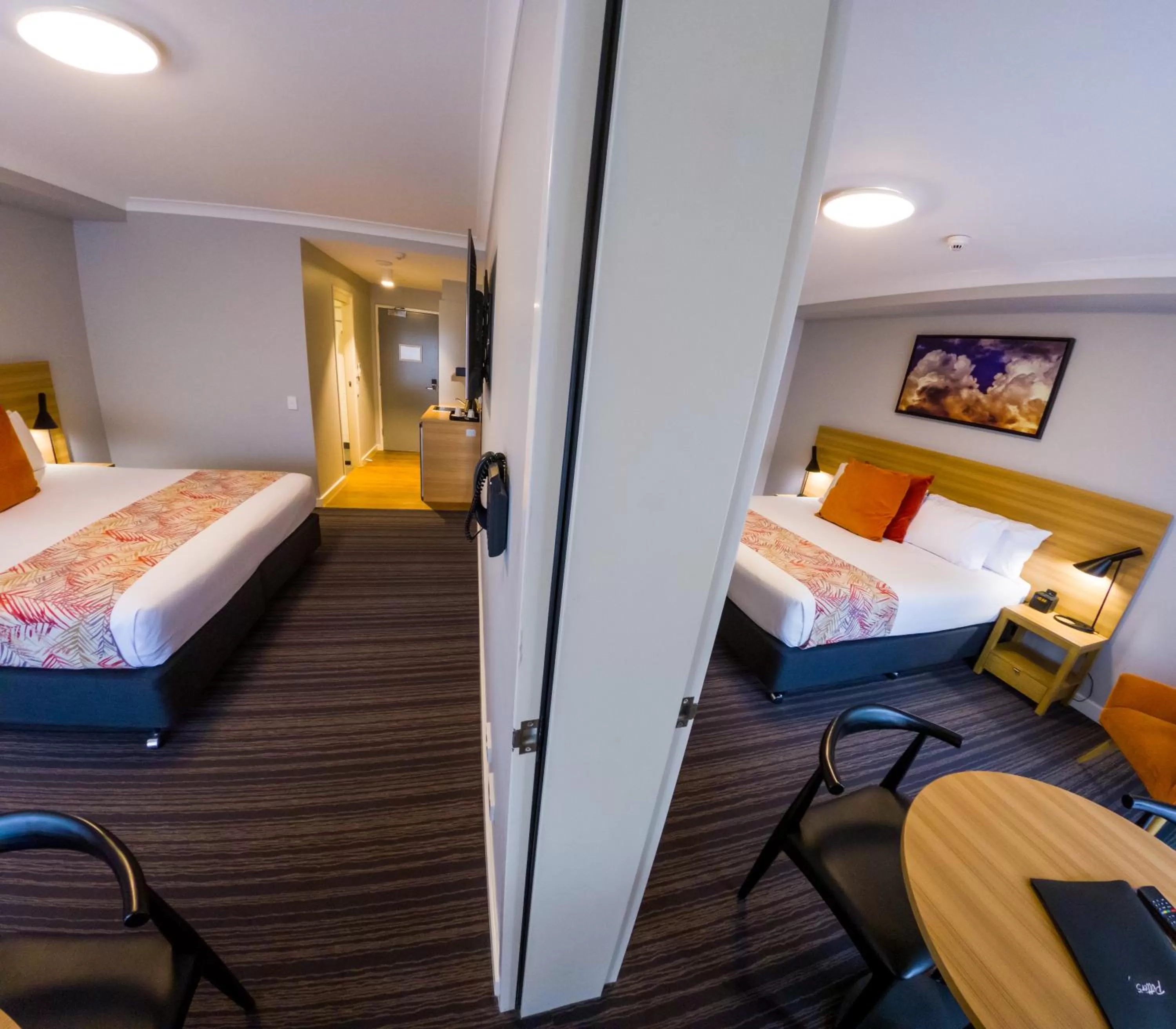 Bed in Potters Toowoomba Hotel