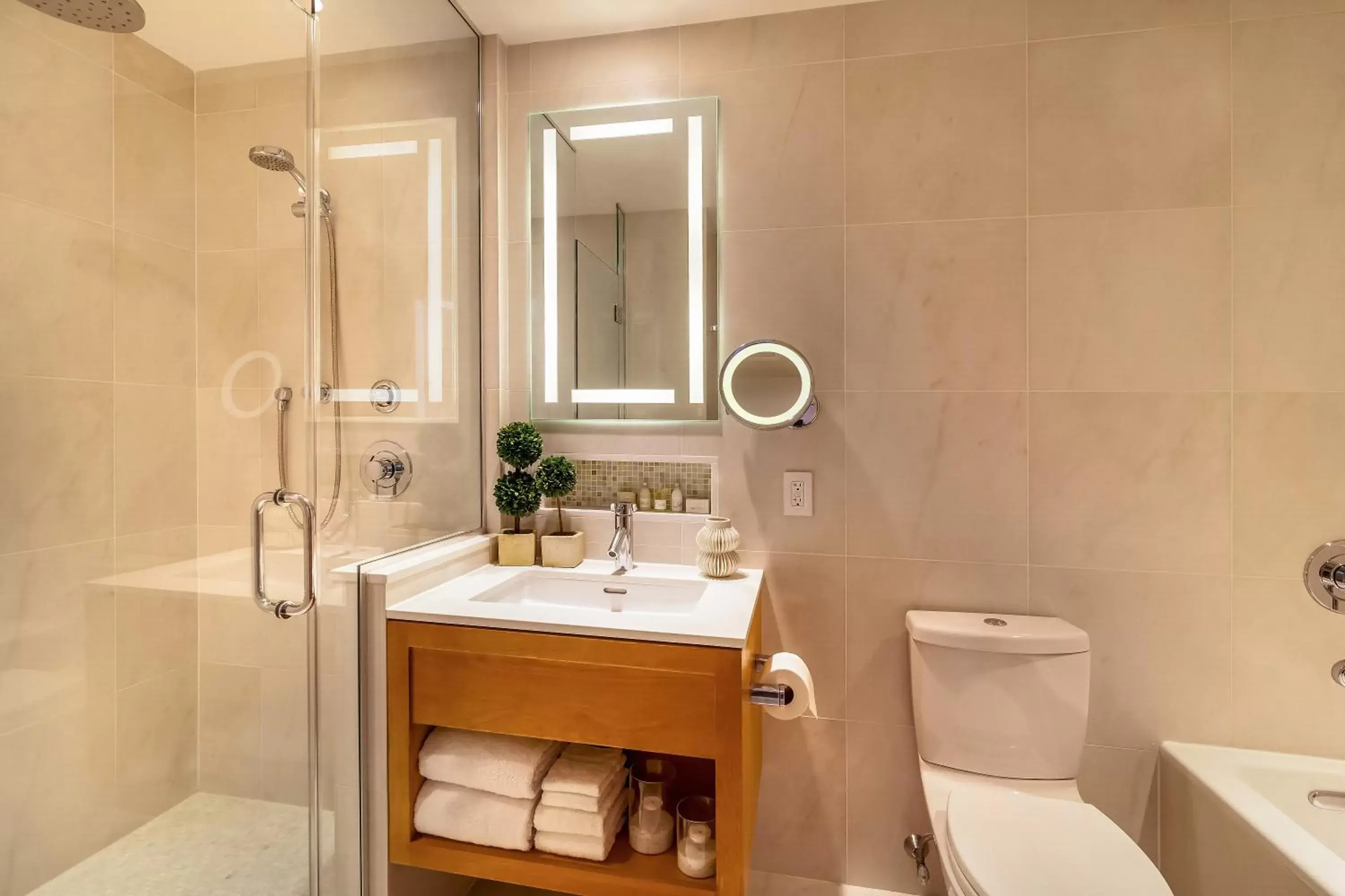 Bathroom in Concorde Hotel New York