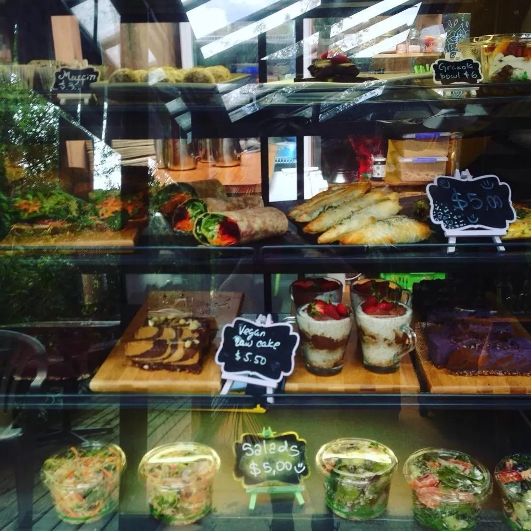 Restaurant/places to eat in Kawai Purapura Yoga Retreat Centre