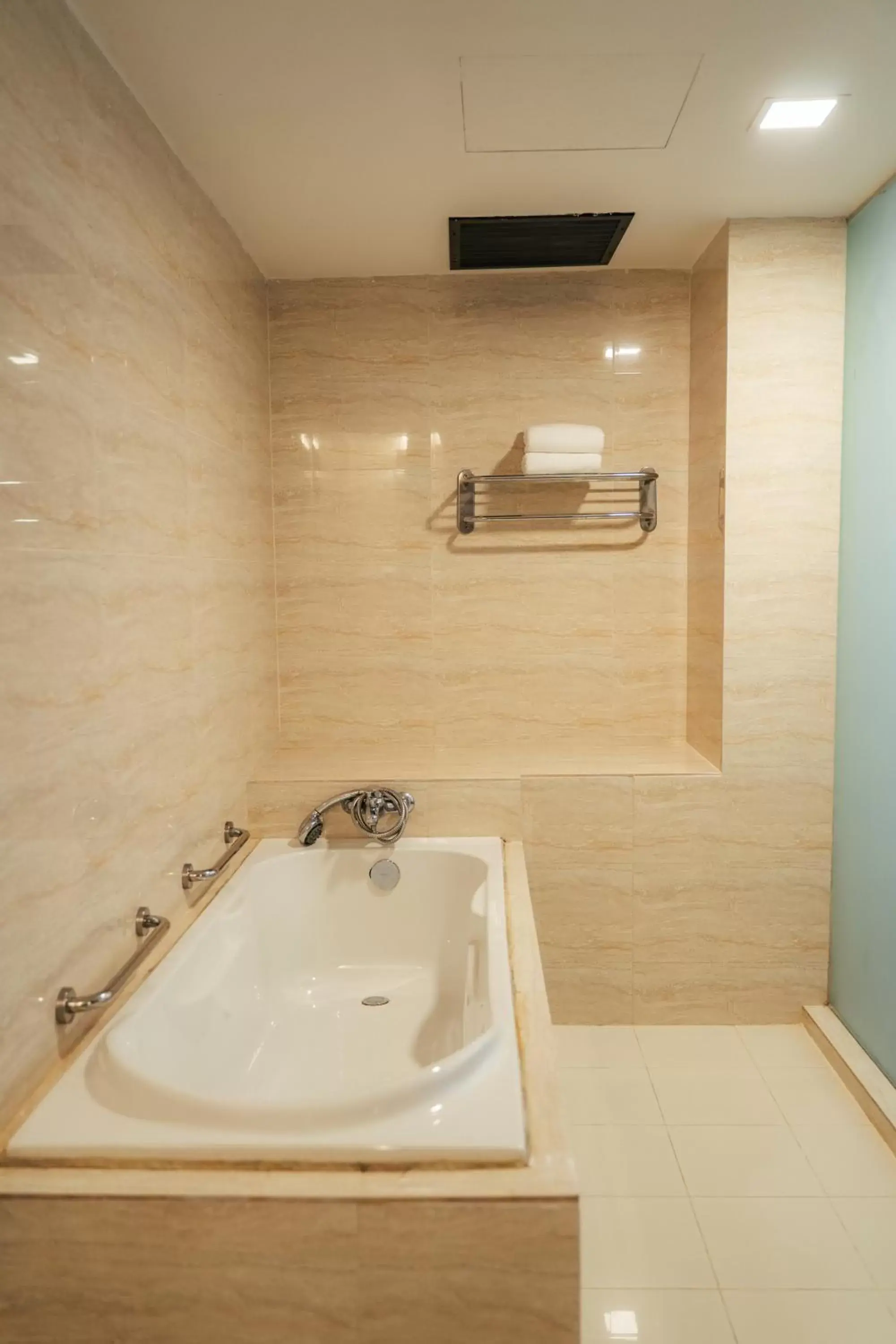 Bathroom in Hotel Sentral Riverview Melaka