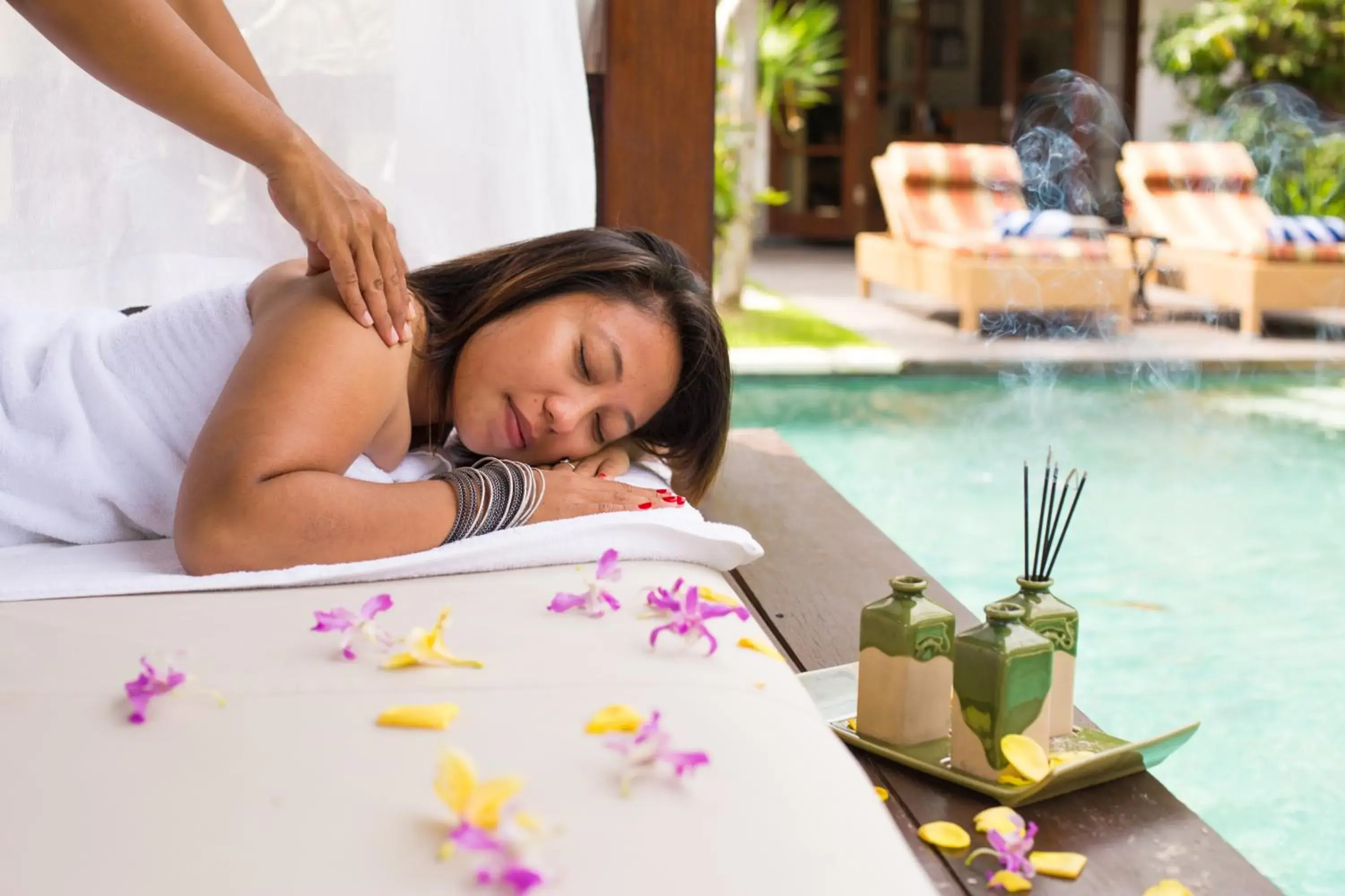 Massage in Villa Seriska Satu Sanur