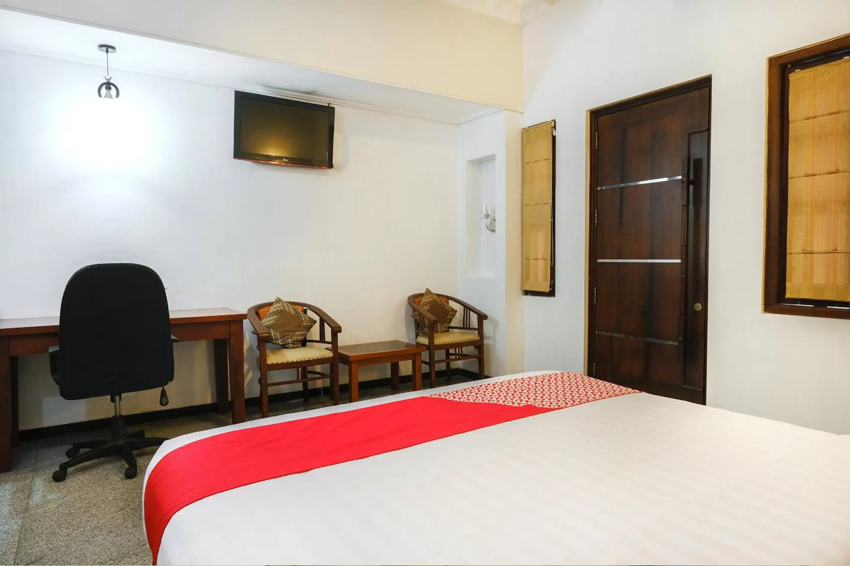 Bedroom, Bed in Capital O 514 Omah Pari Boutique Hotel