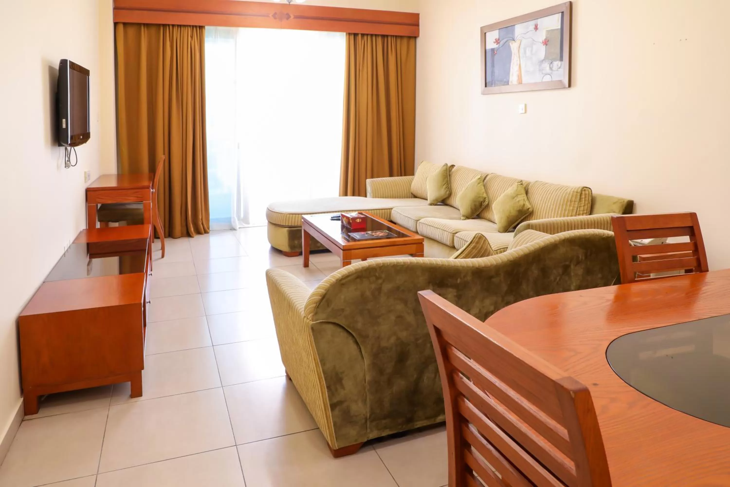 Seating area in Wescott Plaza Hotel Apartments LLC Formerly West Zone Plaza Hotel Apts