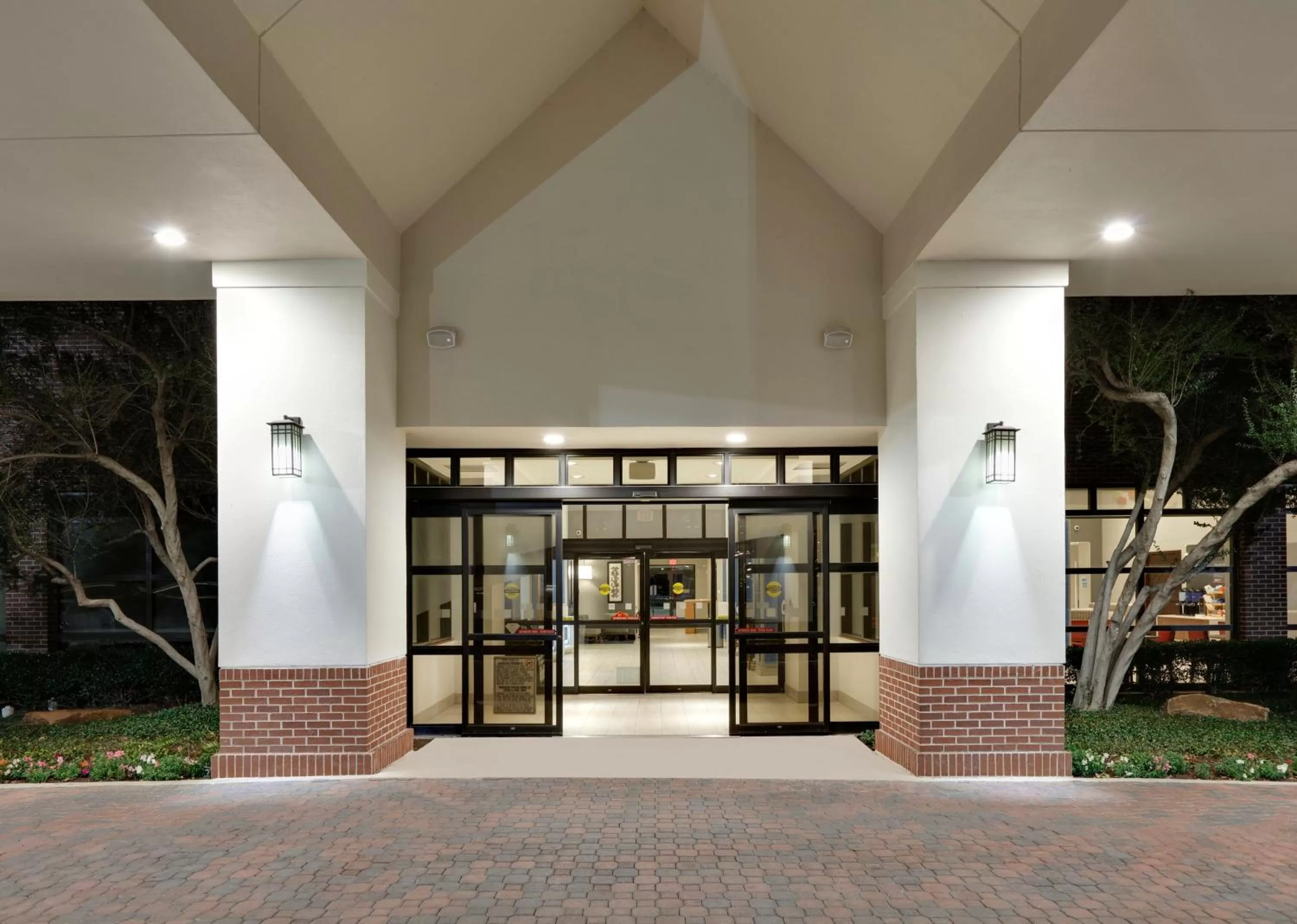 Property building in Holiday Inn Express & Suites Irving Conv Ctr - Las Colinas by IHG