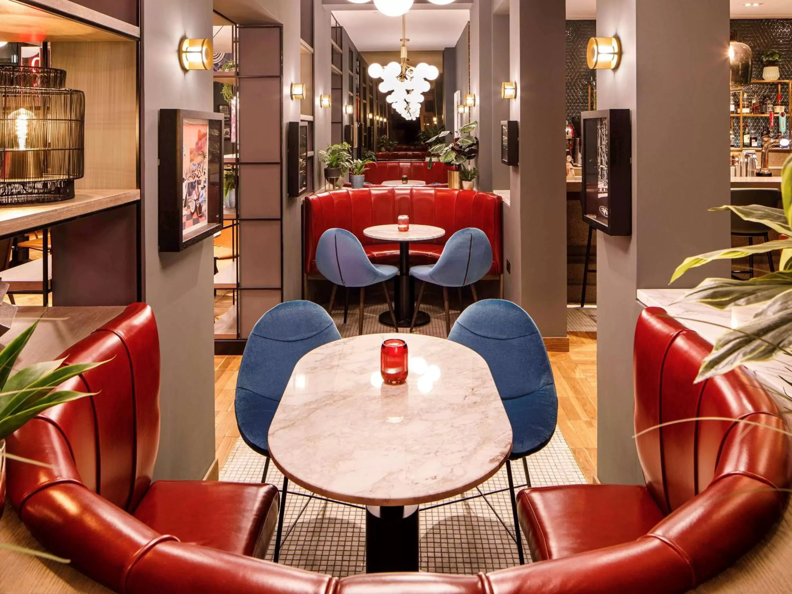 Lounge or bar, Restaurant/Places to Eat in ibis Styles Edinburgh St Andrew Square