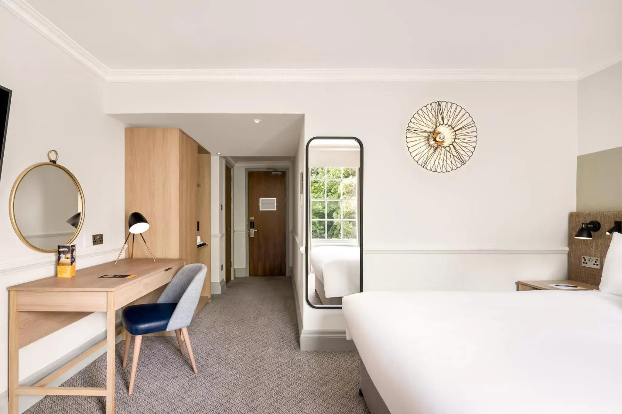 Photo of the whole room in voco Edinburgh - Royal Terrace, an IHG Hotel