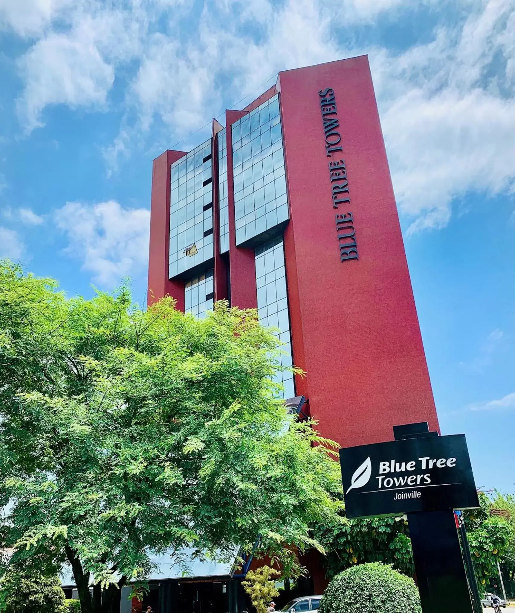 Facade/entrance, Property Logo/Sign in Blue Tree Towers Joinville