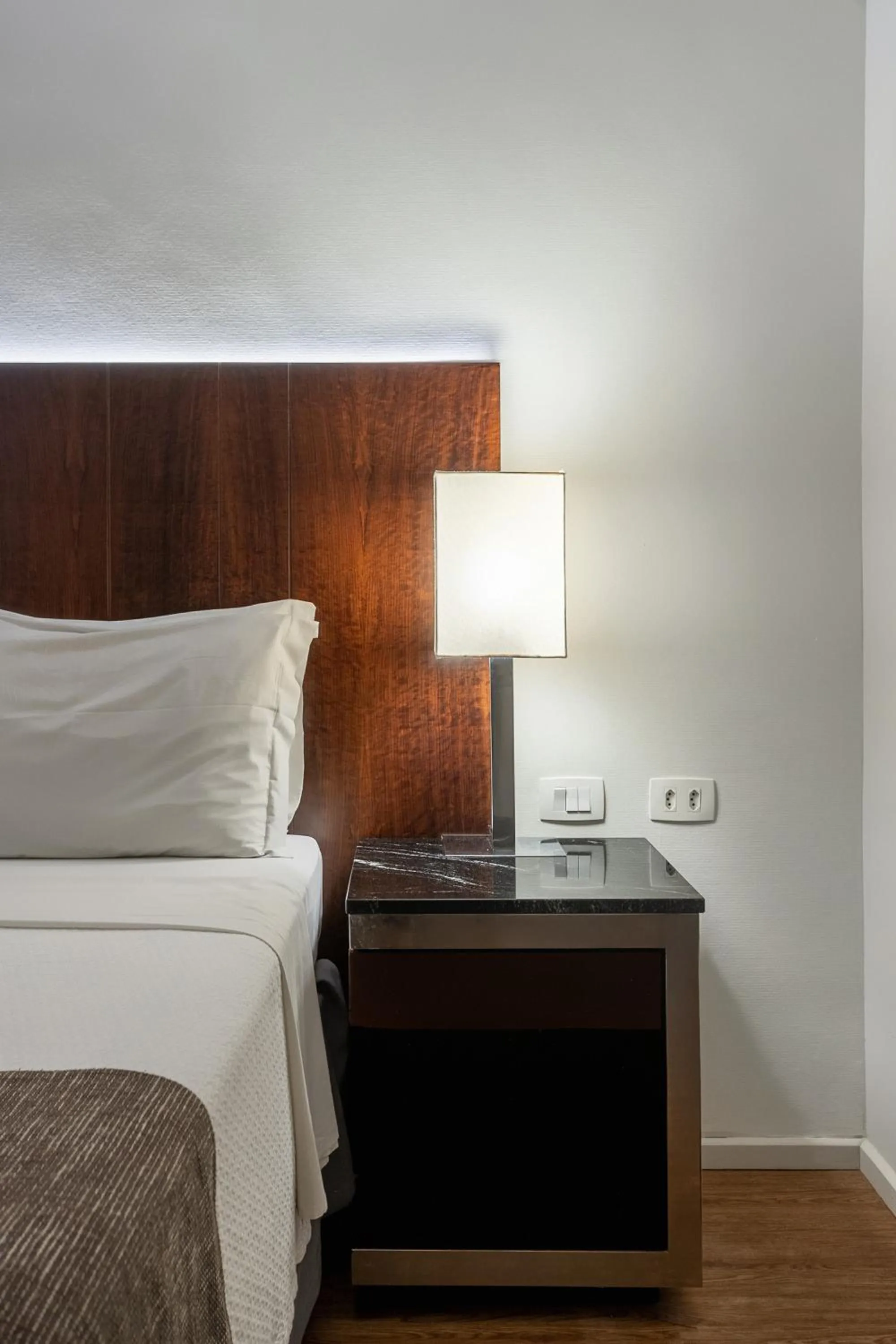 Bedroom, Bed in Orla Copacabana Hotel