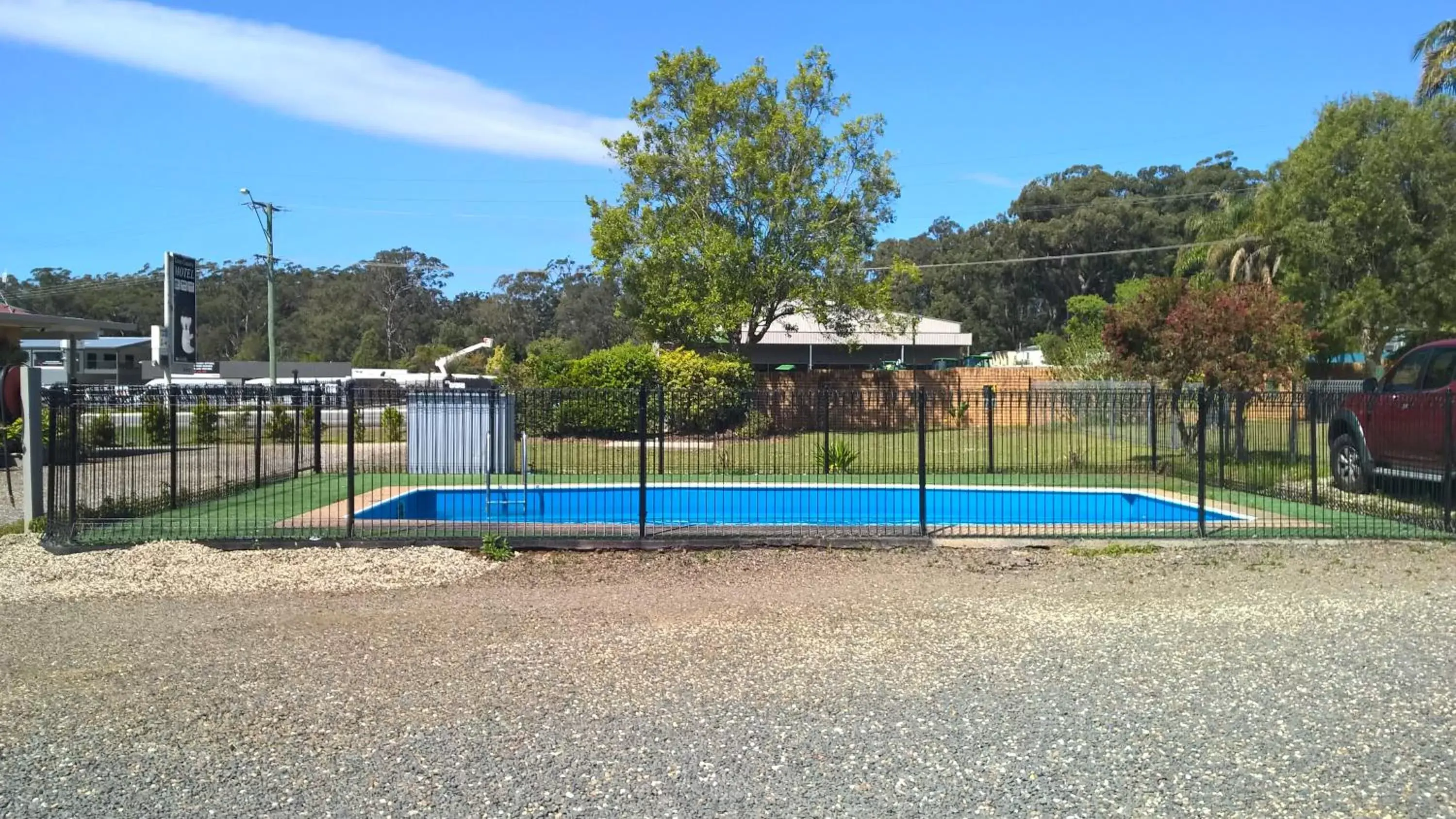 Swimming pool, Children's Play Area in Taree Country Motel