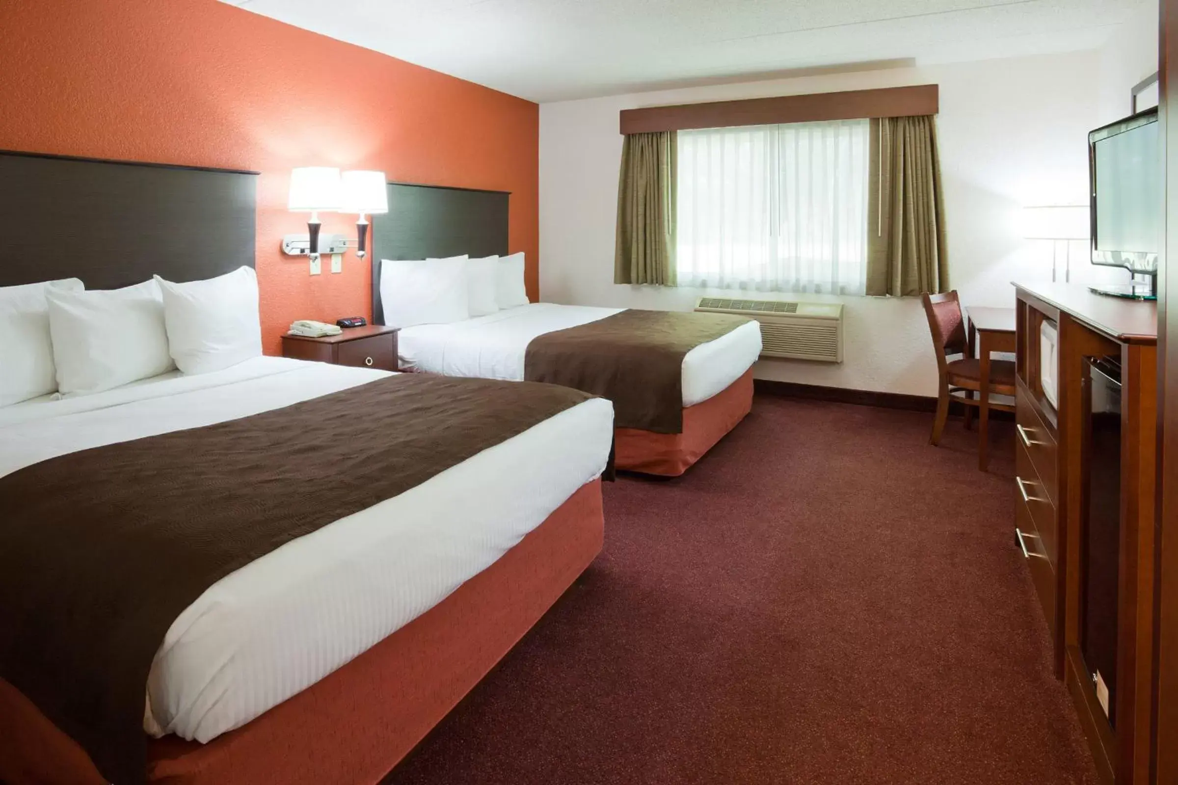 Day, Bed in AmericInn by Wyndham White Bear Lake St. Paul