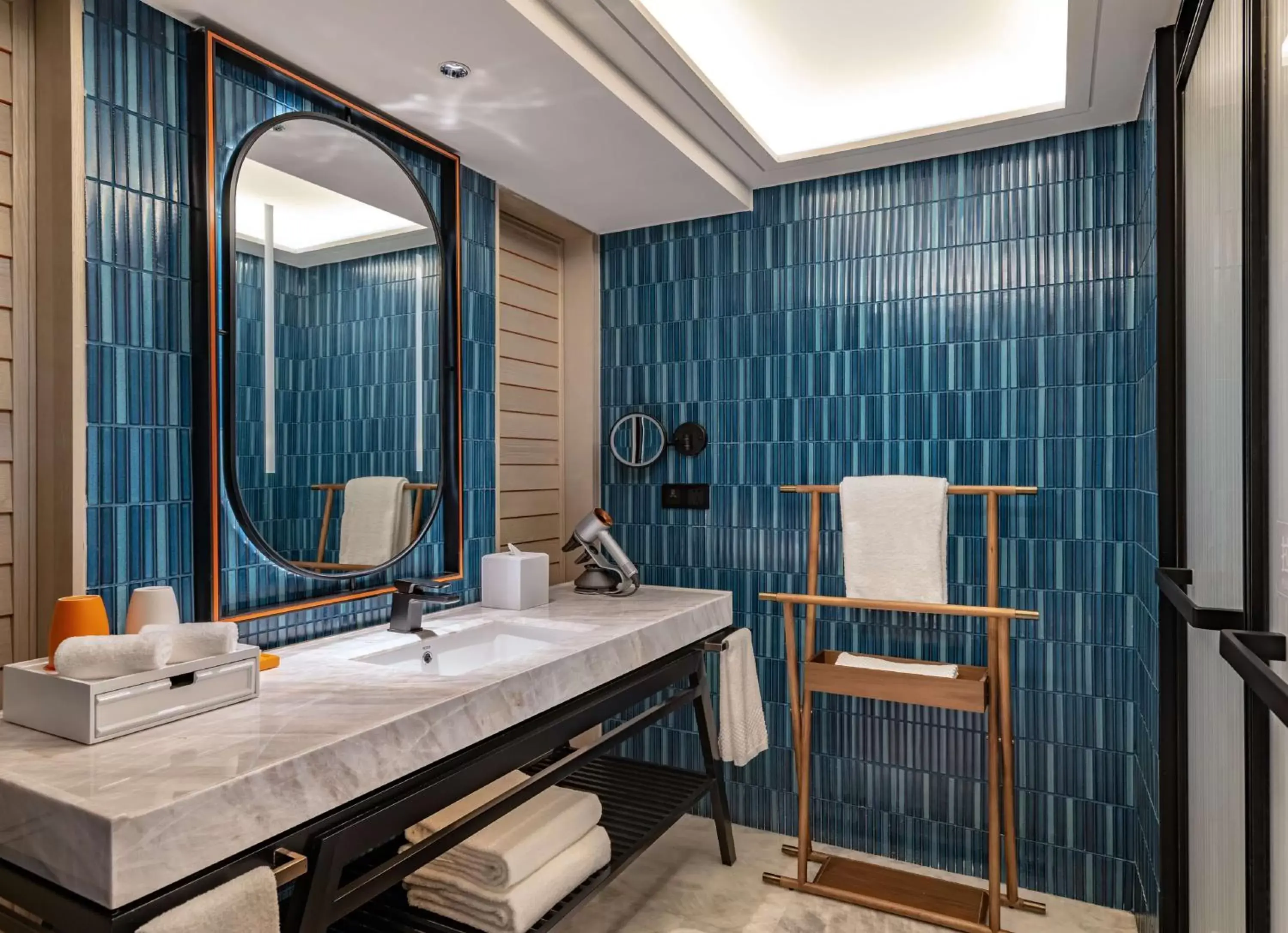 Bathroom in Canopy by Hilton Hangzhou West Lake