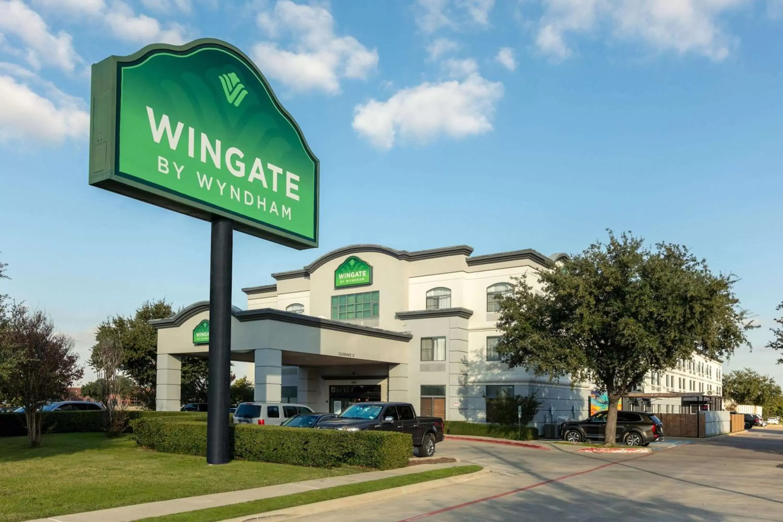 Property building in Wingate by Wyndham - DFW North Property building in Wingate by Wyndham - DFW North