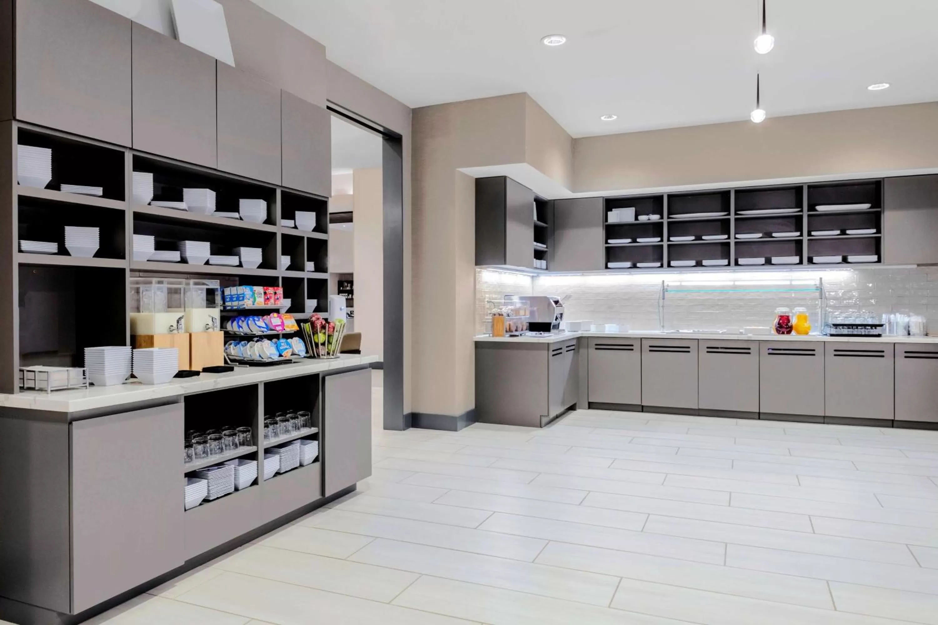 Breakfast in Hyatt House Charlotte Rea Farms