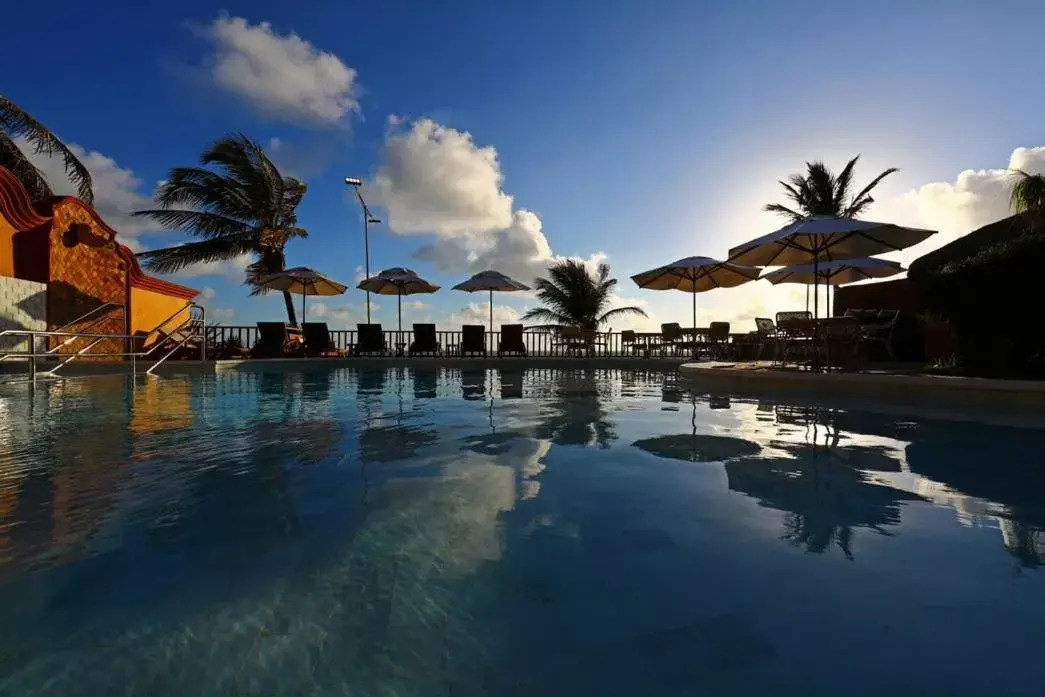 Swimming Pool in Manary Praia Hotel