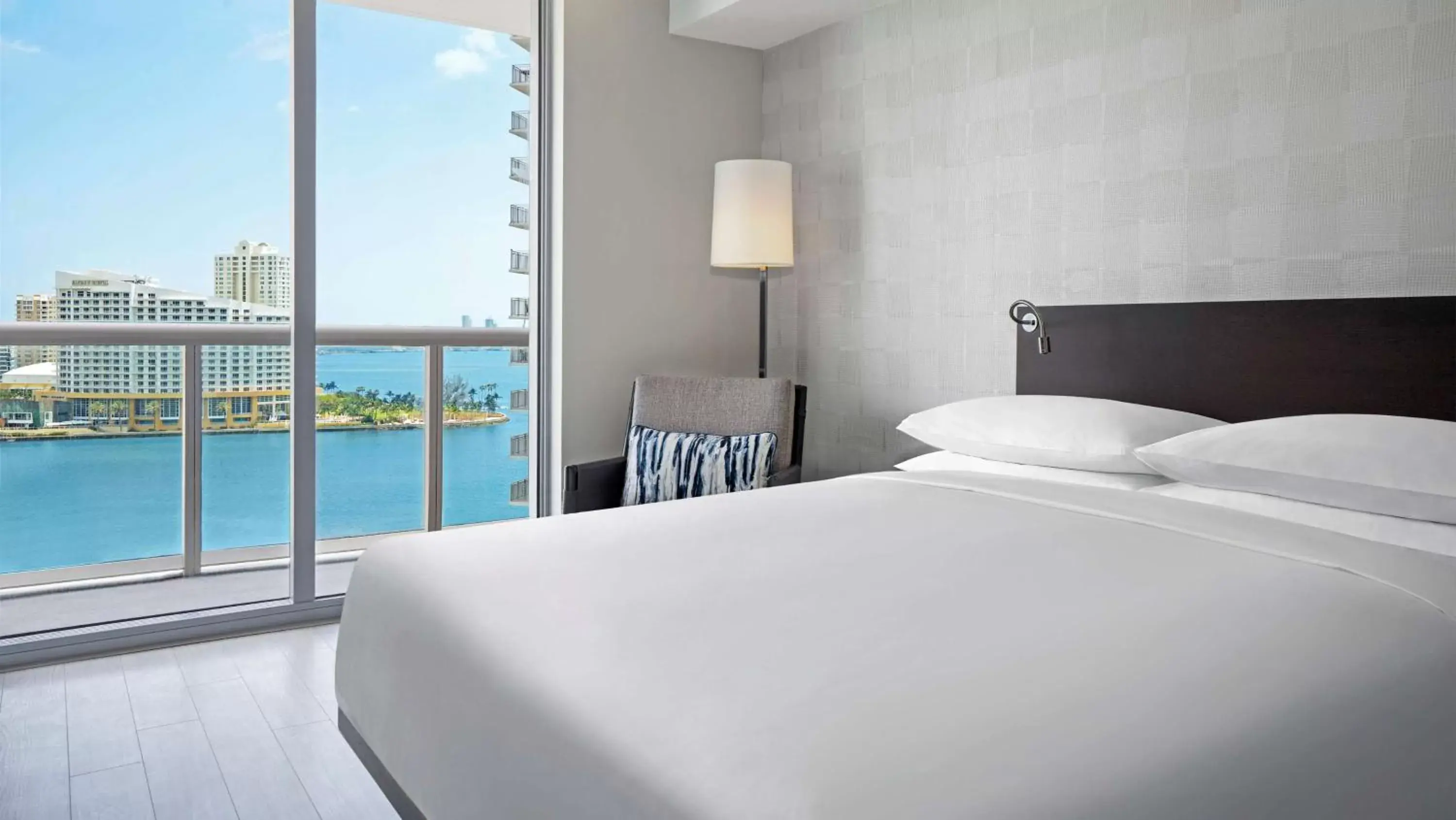 Photo of the whole room, Bed in Hyatt Centric Brickell Miami