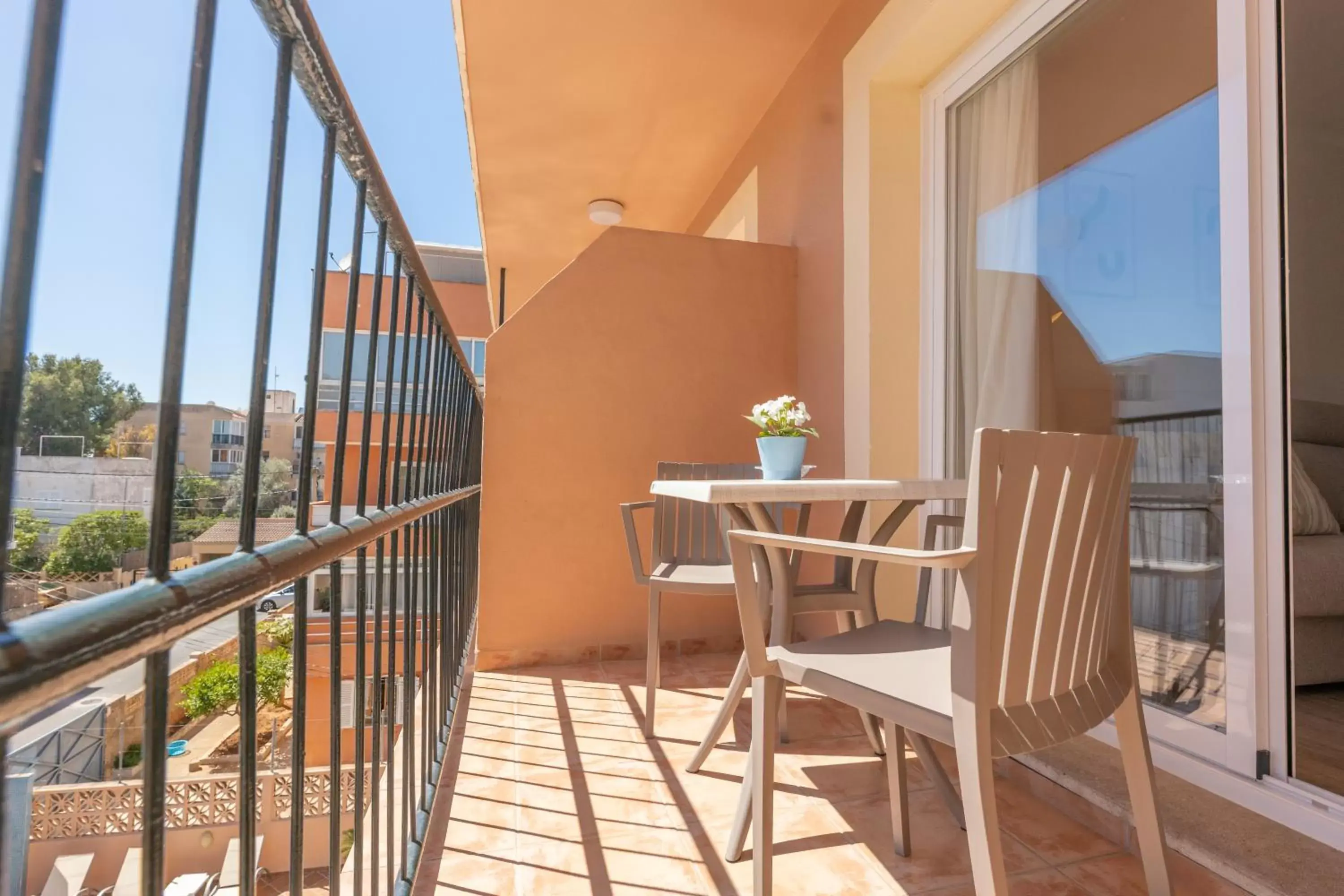 Balcony/Terrace in Martinez Apartments