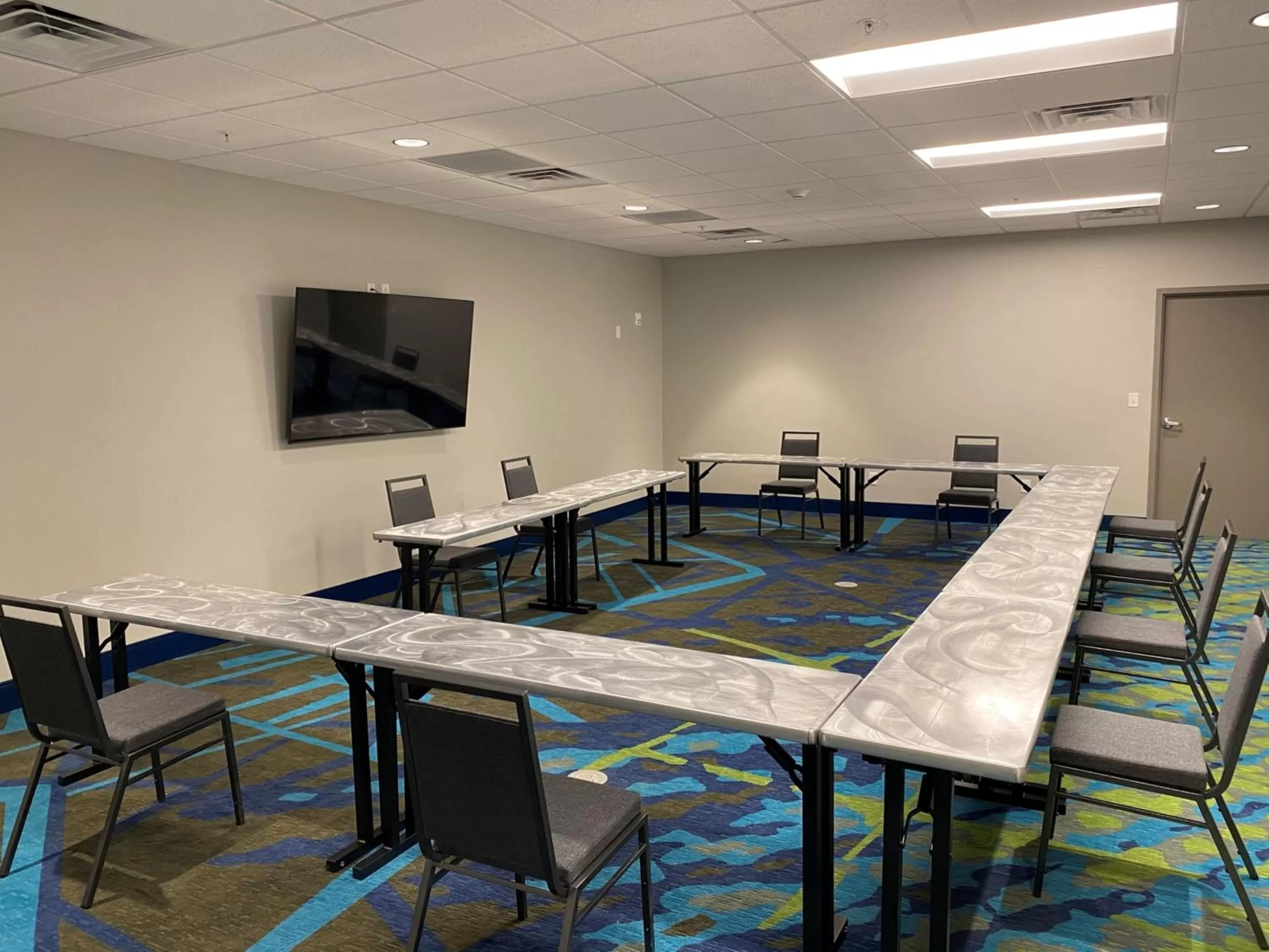 Meeting/conference room in Candlewood Suites - Lebanon by IHG