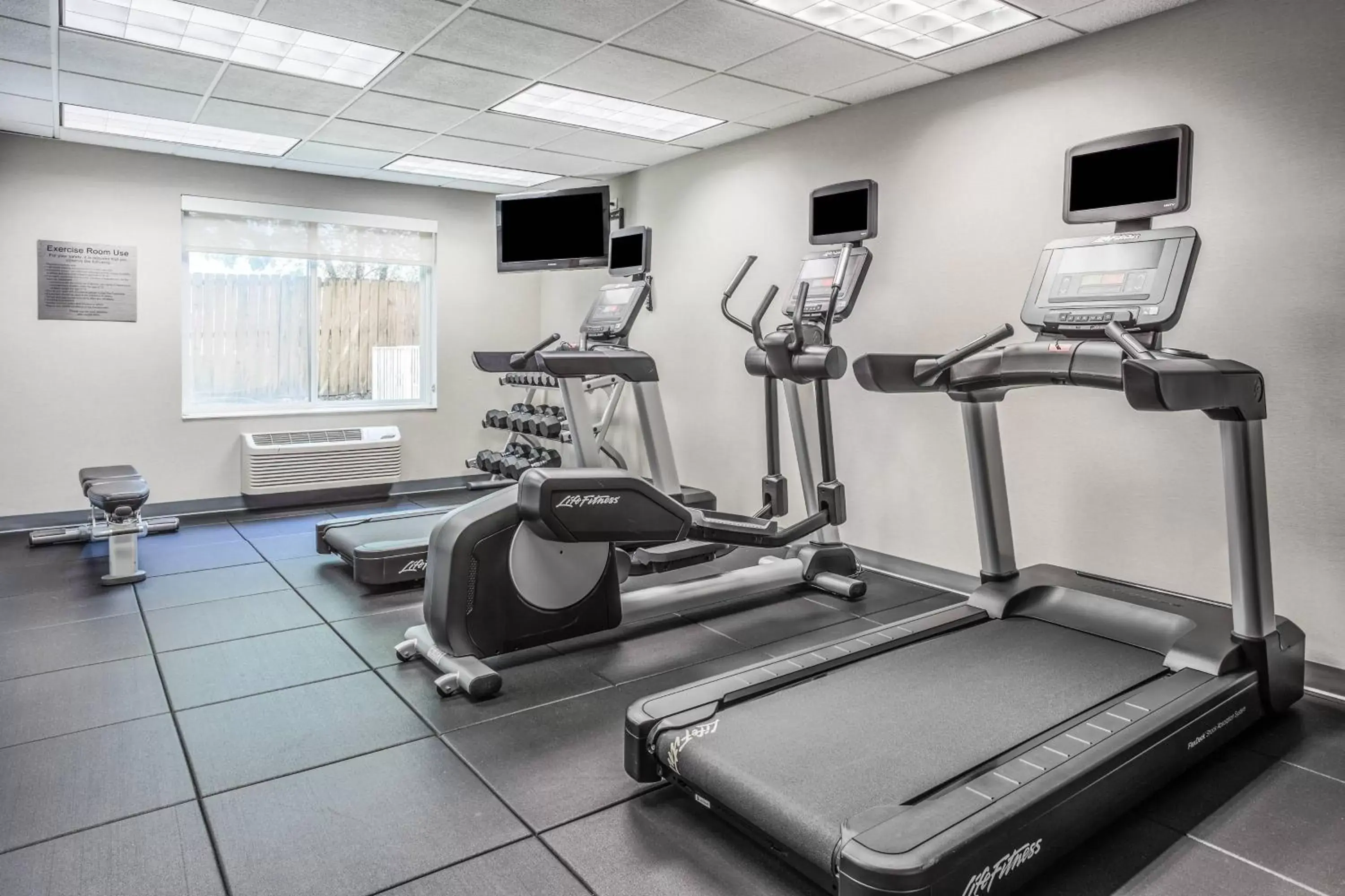 Fitness centre/facilities, Fitness Center/Facilities in Fairfield Inn & Suites Indianapolis Northwest