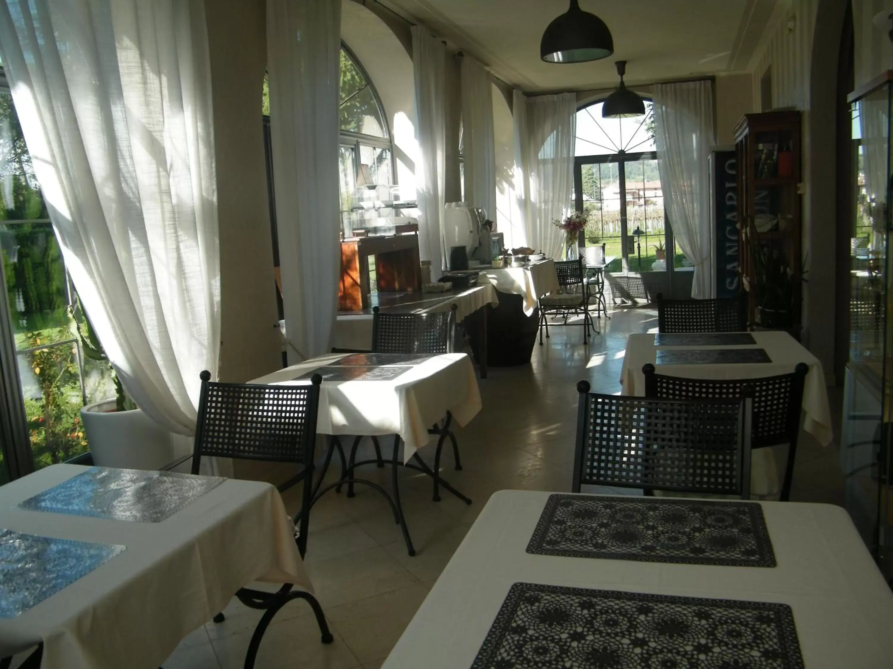 Restaurant/Places to Eat in Villa Franca Casa Vacanze